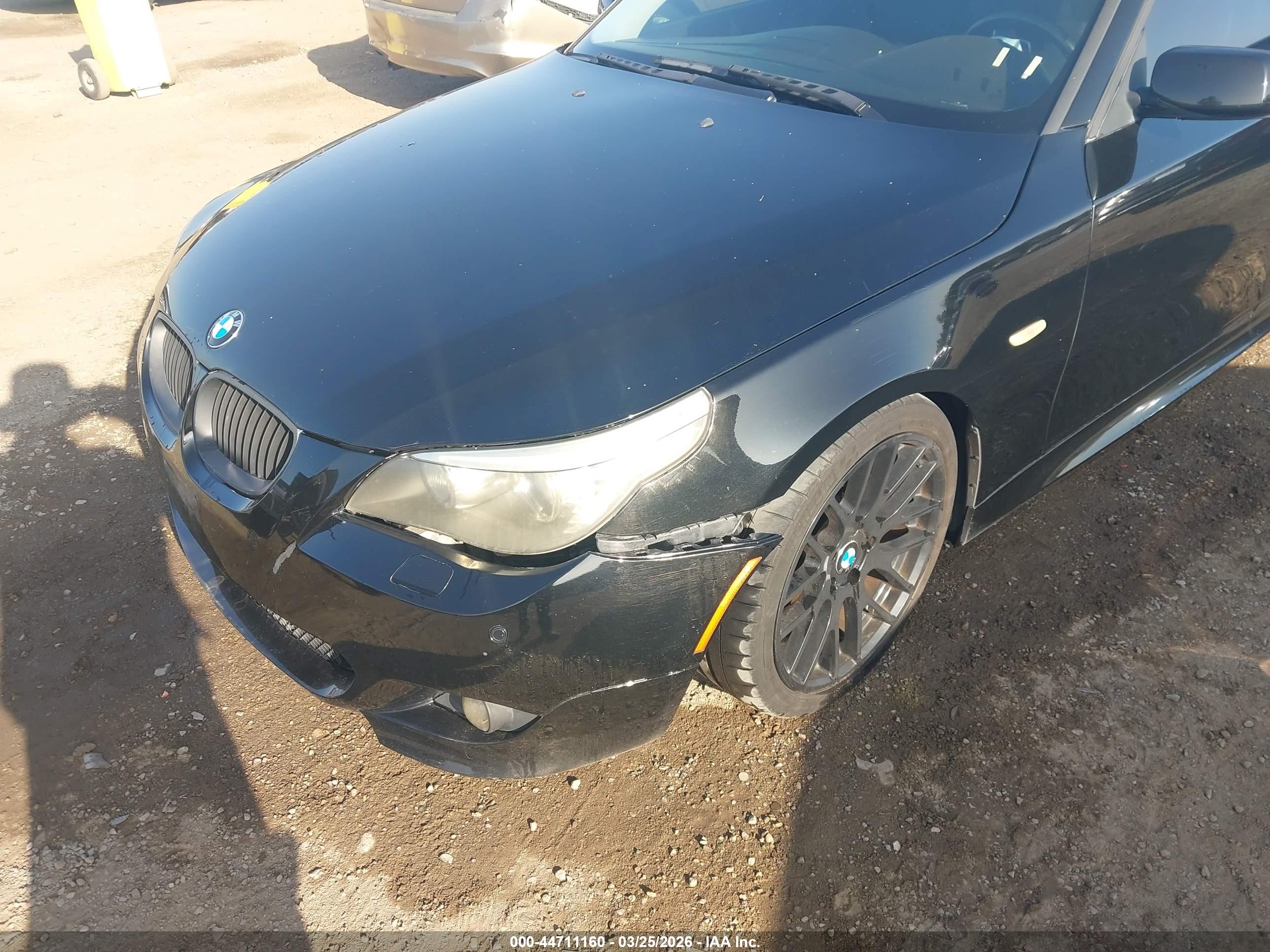 BMW 550I image 6