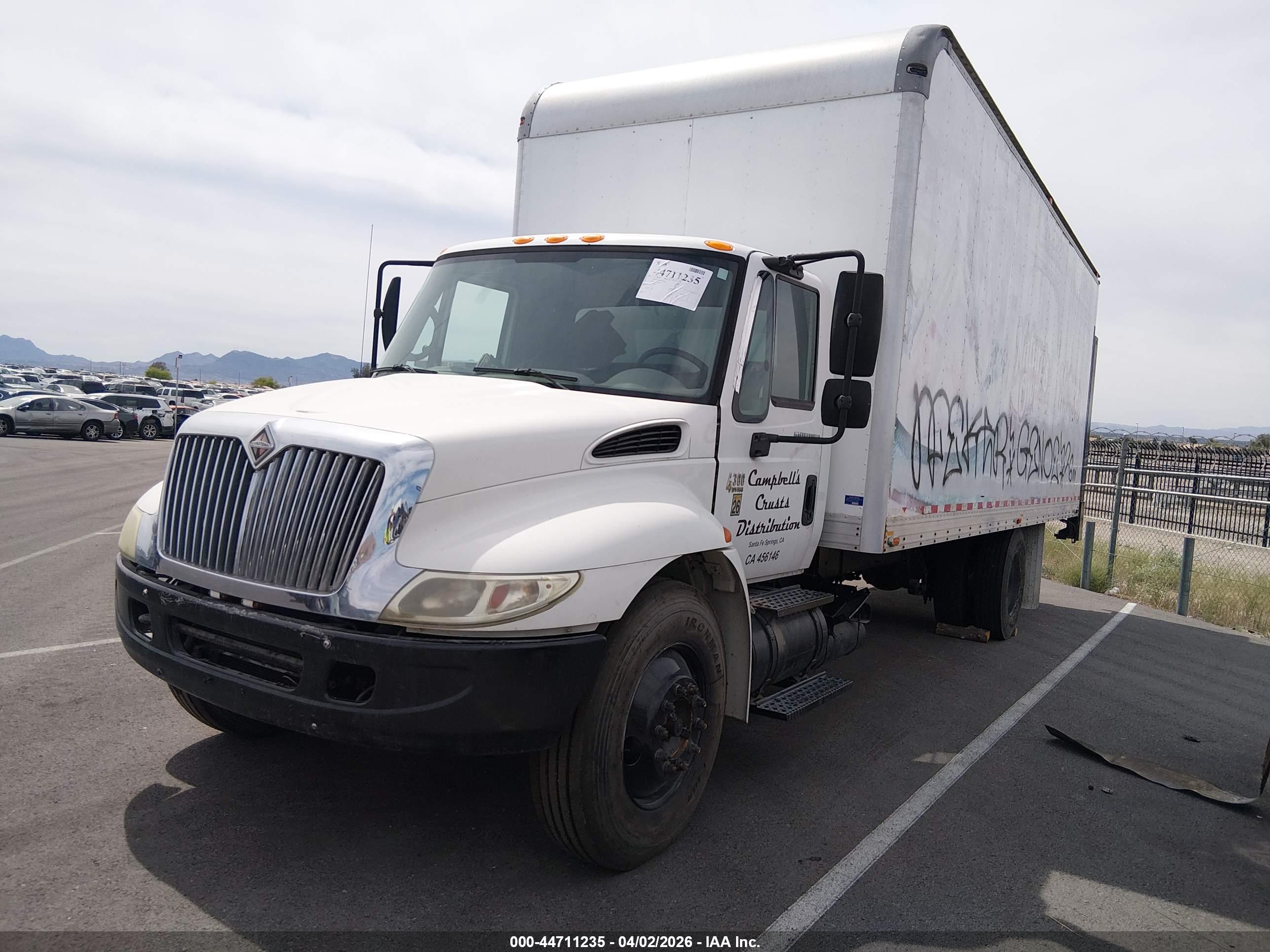 INTERNATIONAL 4000 image 2