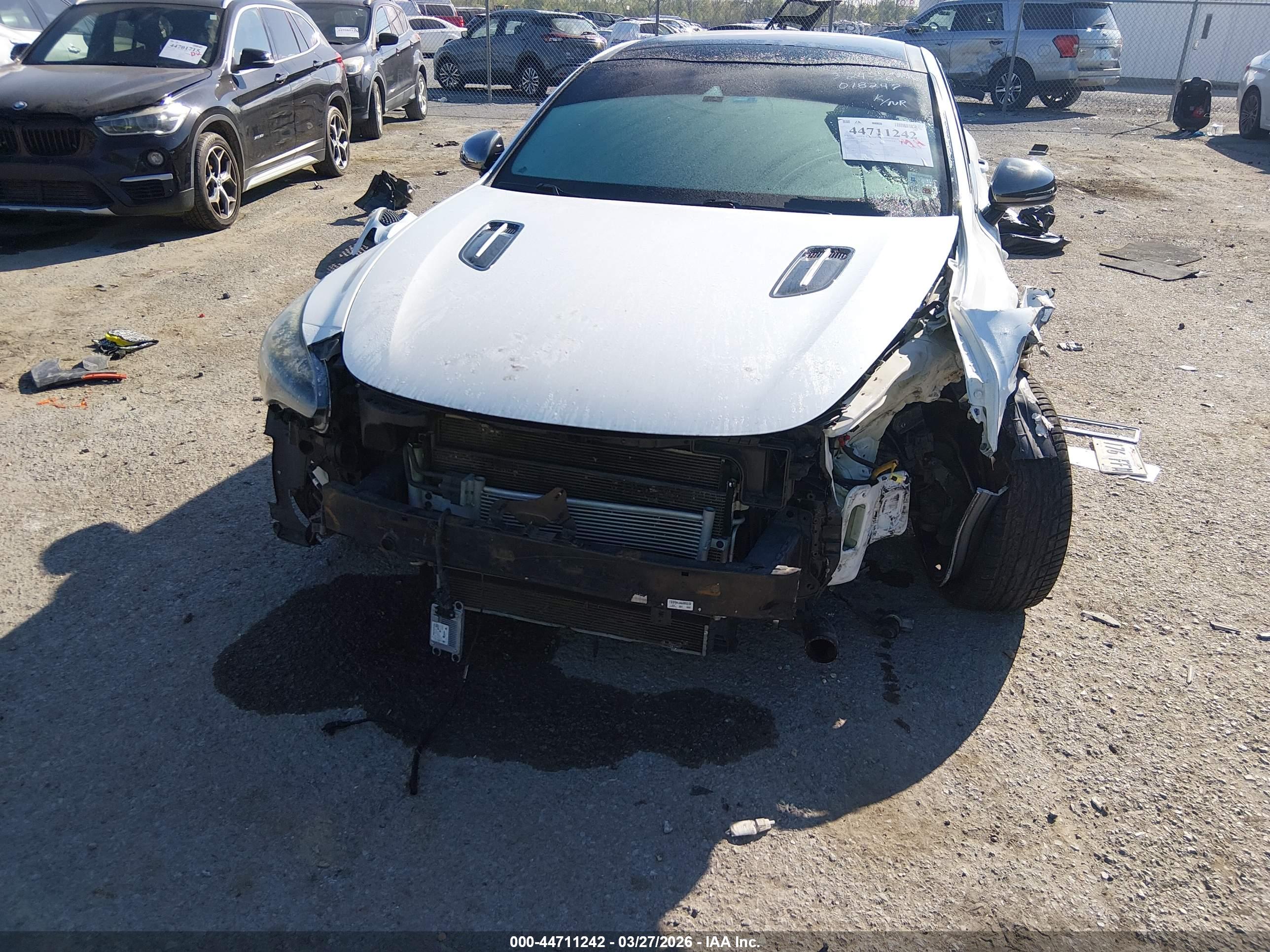 KIA STINGER image 6