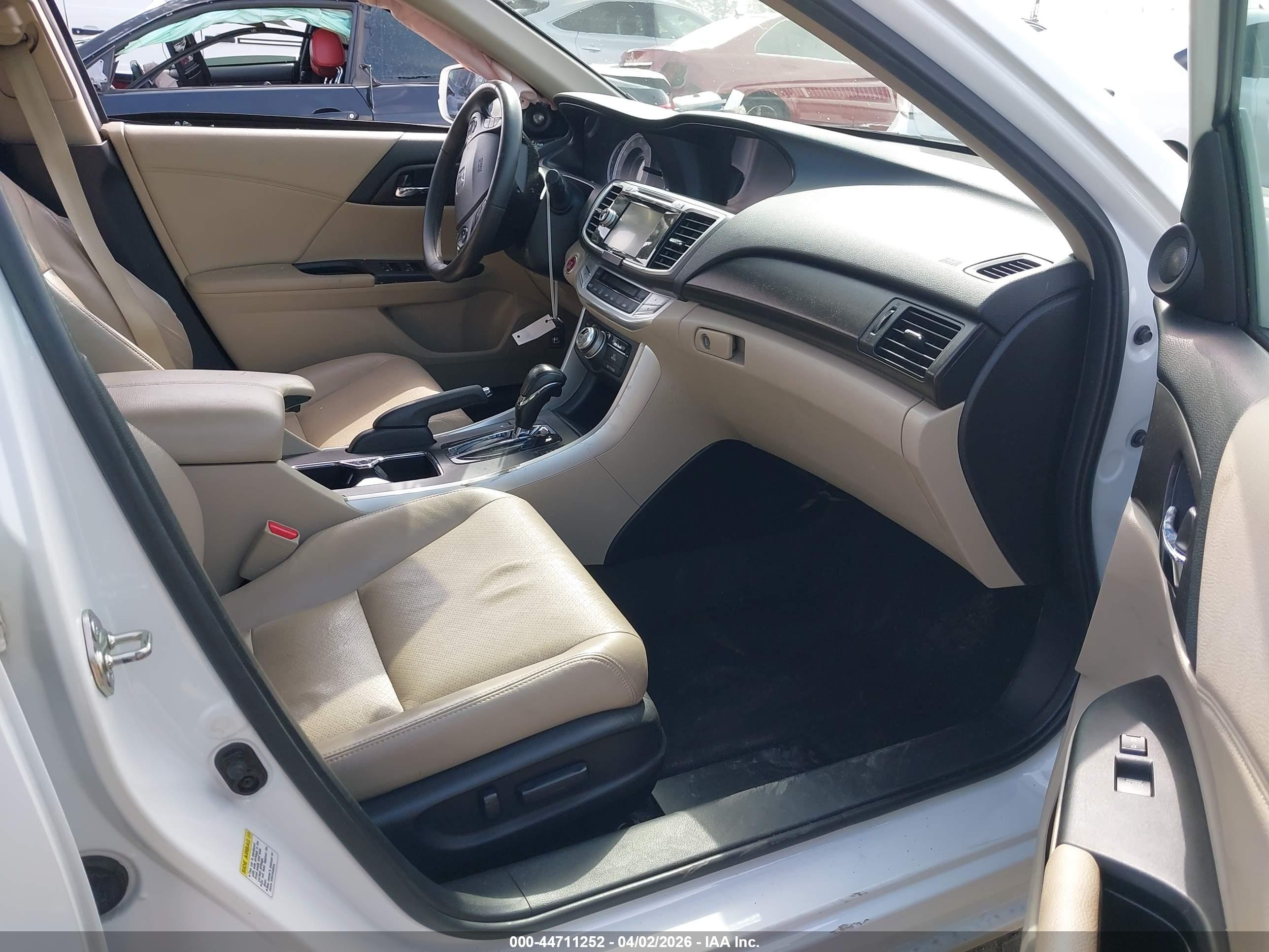 HONDA ACCORD image 5
