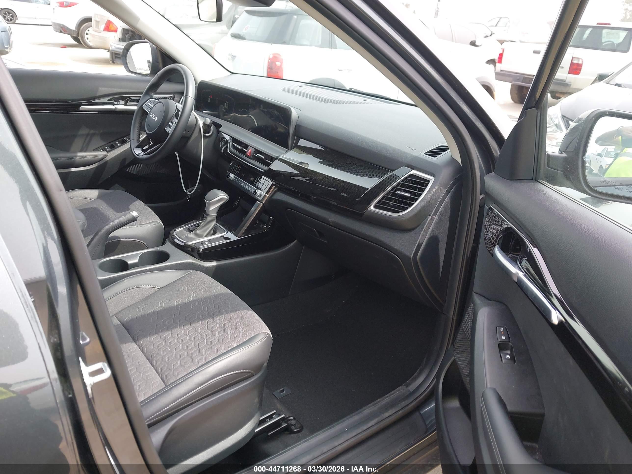 KIA SELTOS image 5