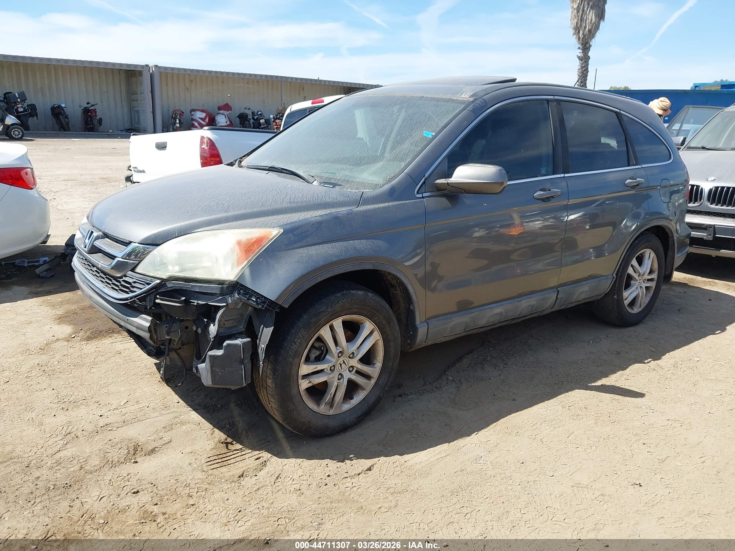 HONDA CR-V image 2