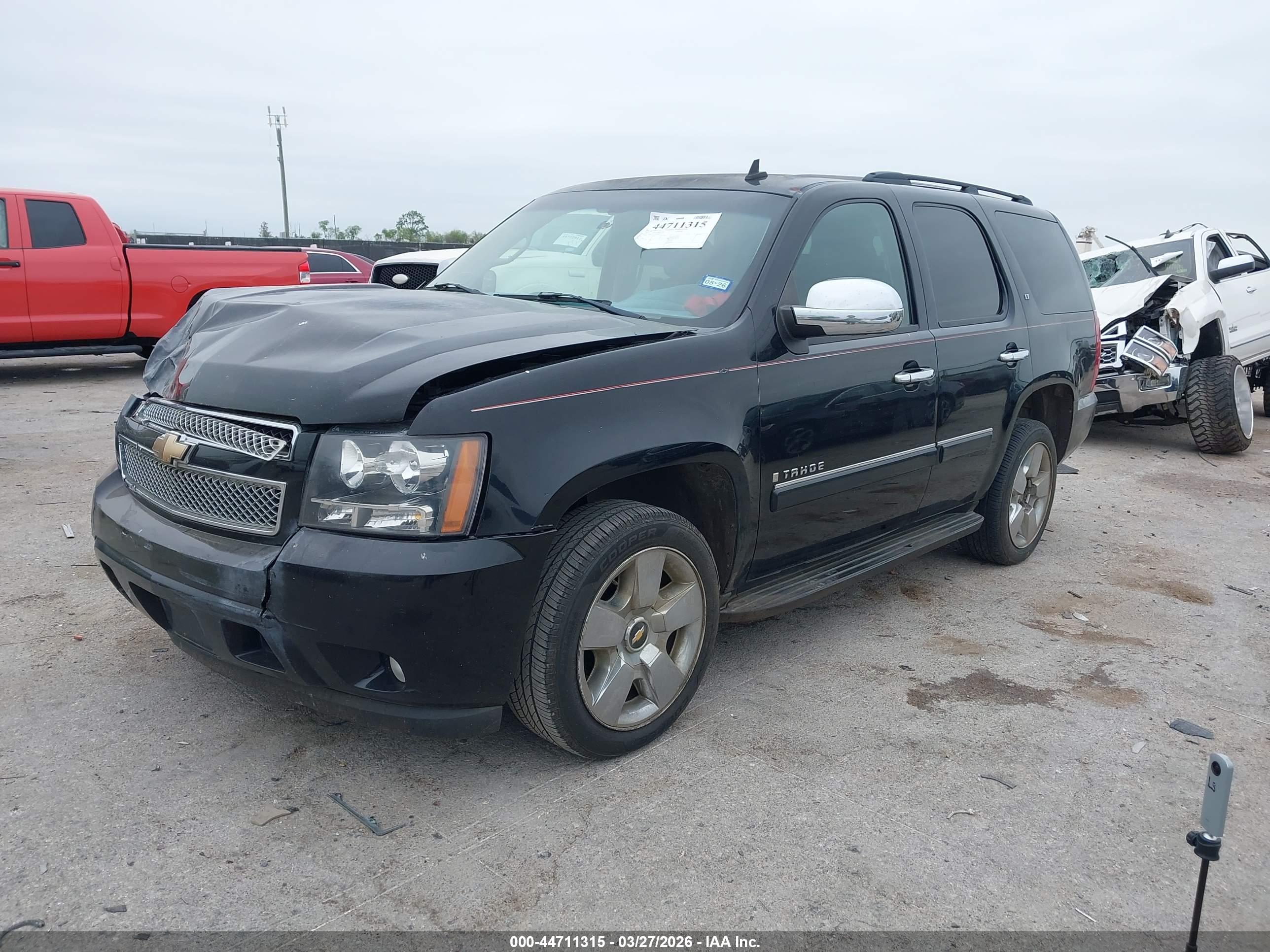 CHEVROLET TAHOE image 2