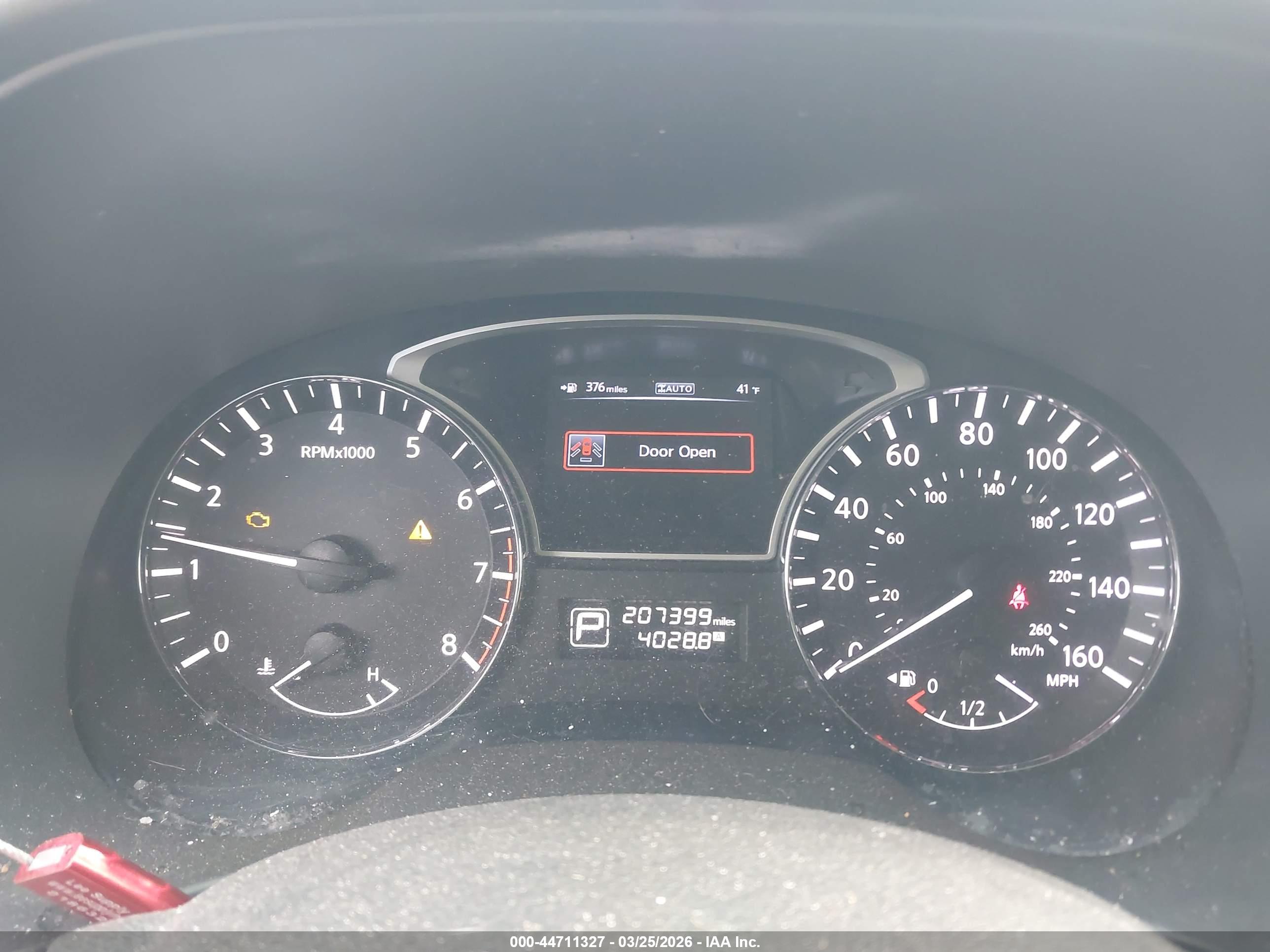 NISSAN PATHFINDER image 7