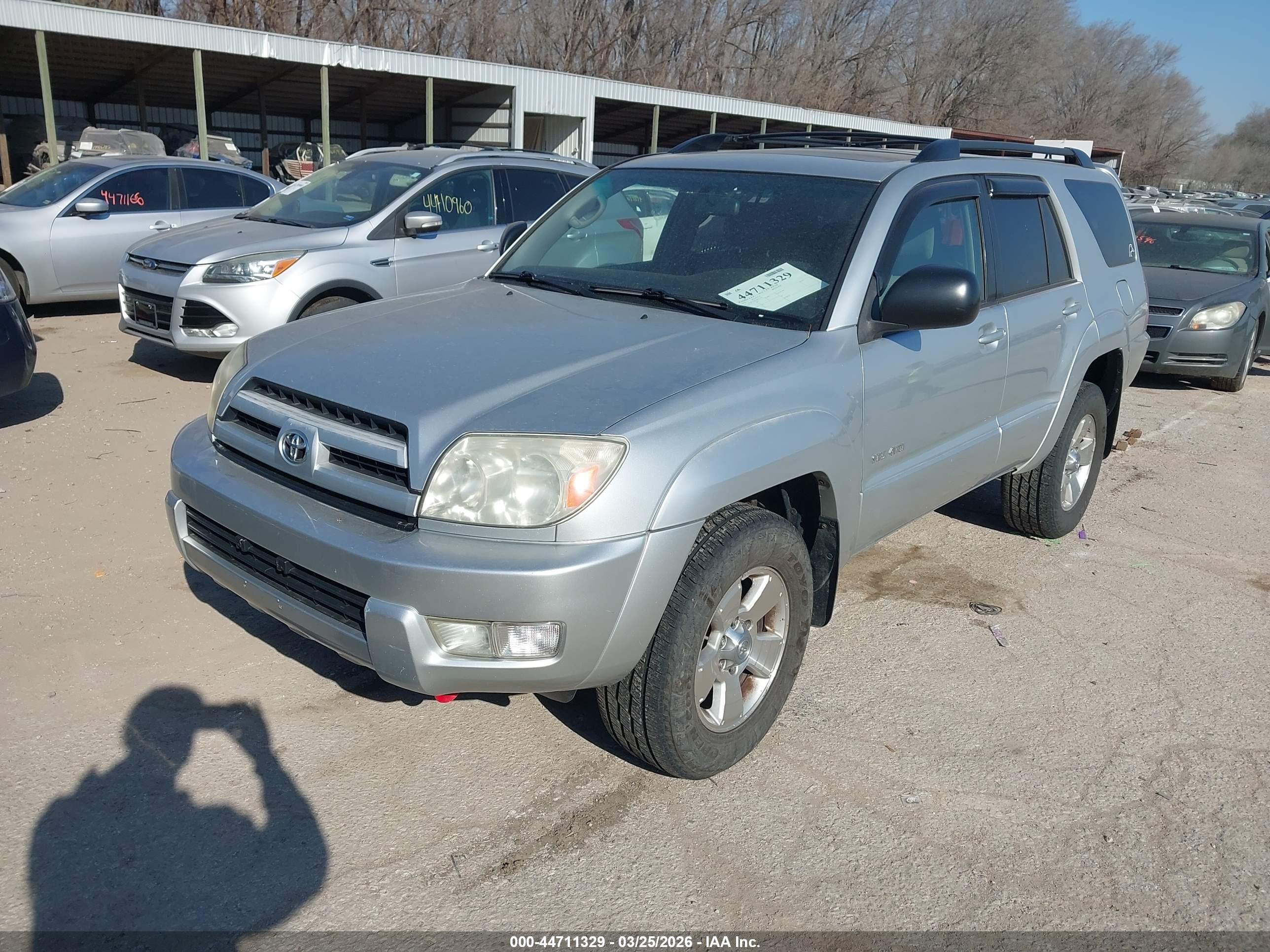 TOYOTA 4RUNNER image 6
