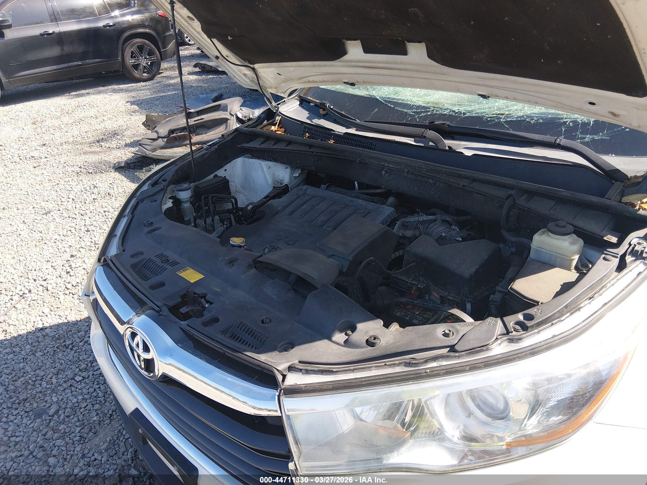TOYOTA HIGHLANDER image 10