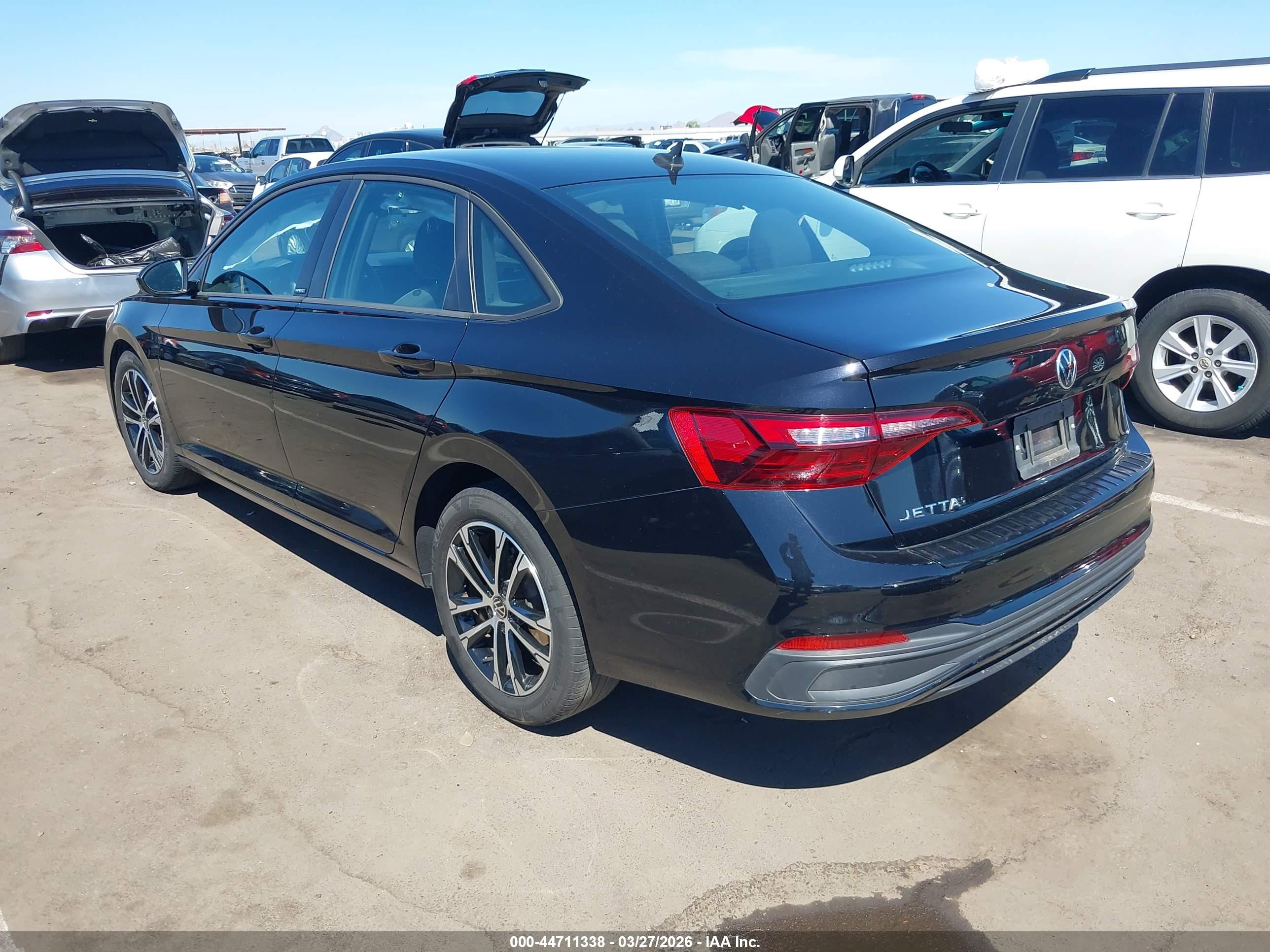 VOLKSWAGEN JETTA image 3