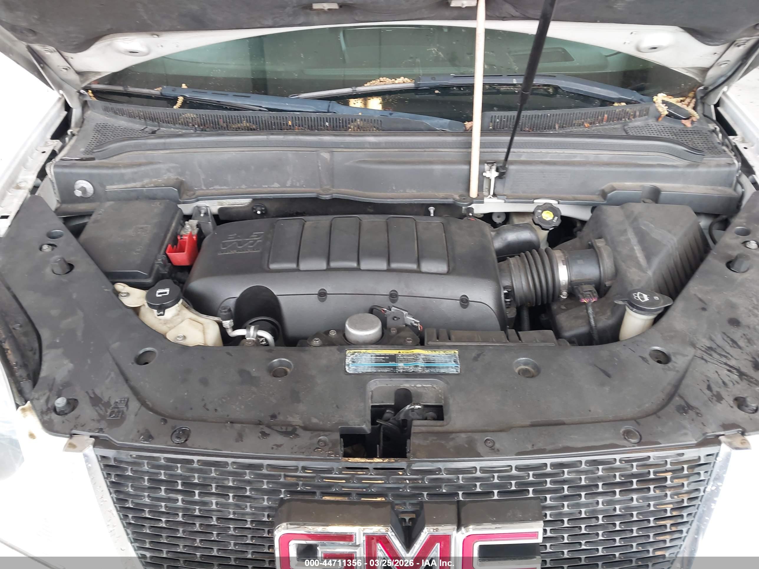 GMC ACADIA image 10