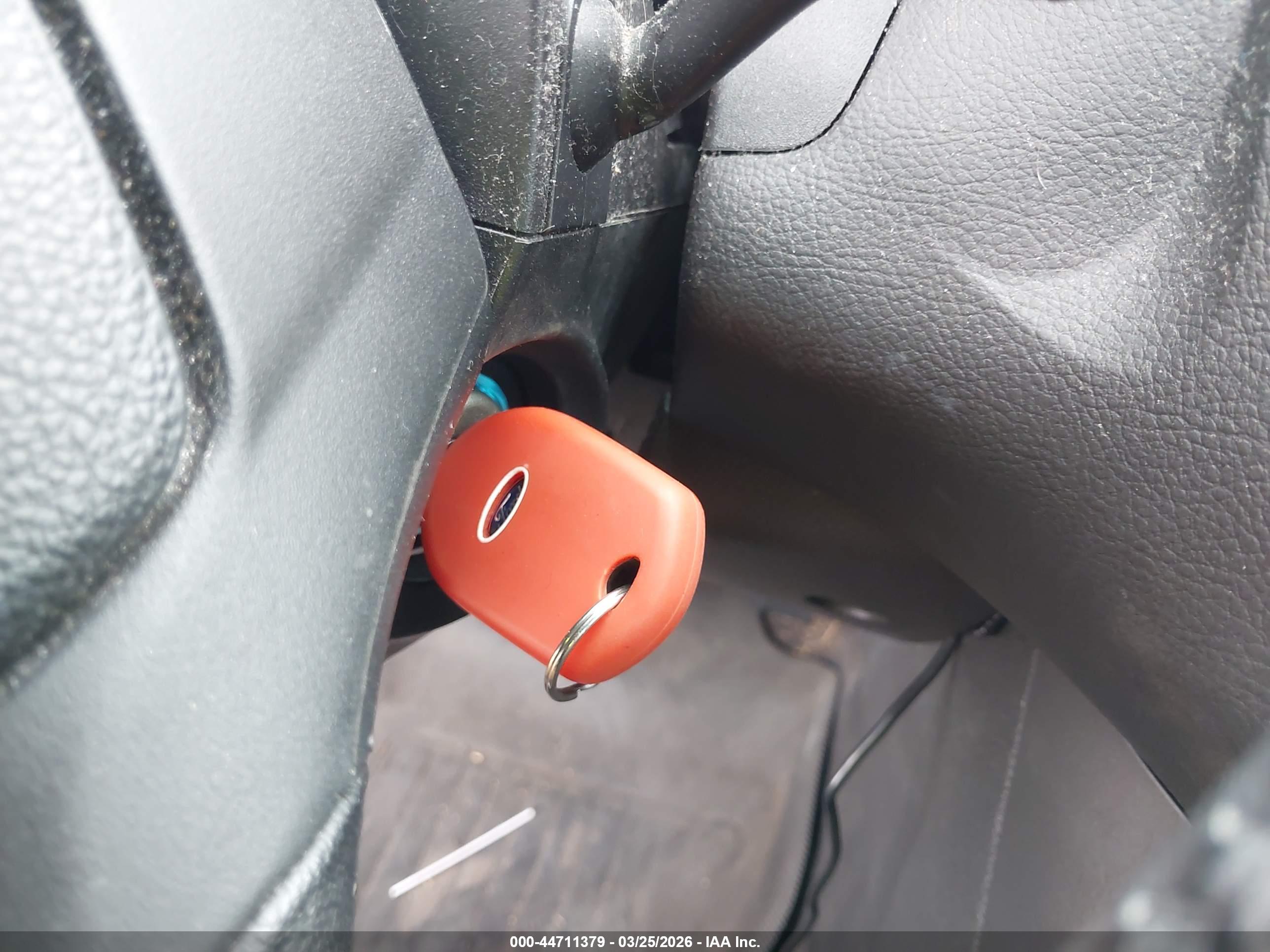 FORD FOCUS image 11