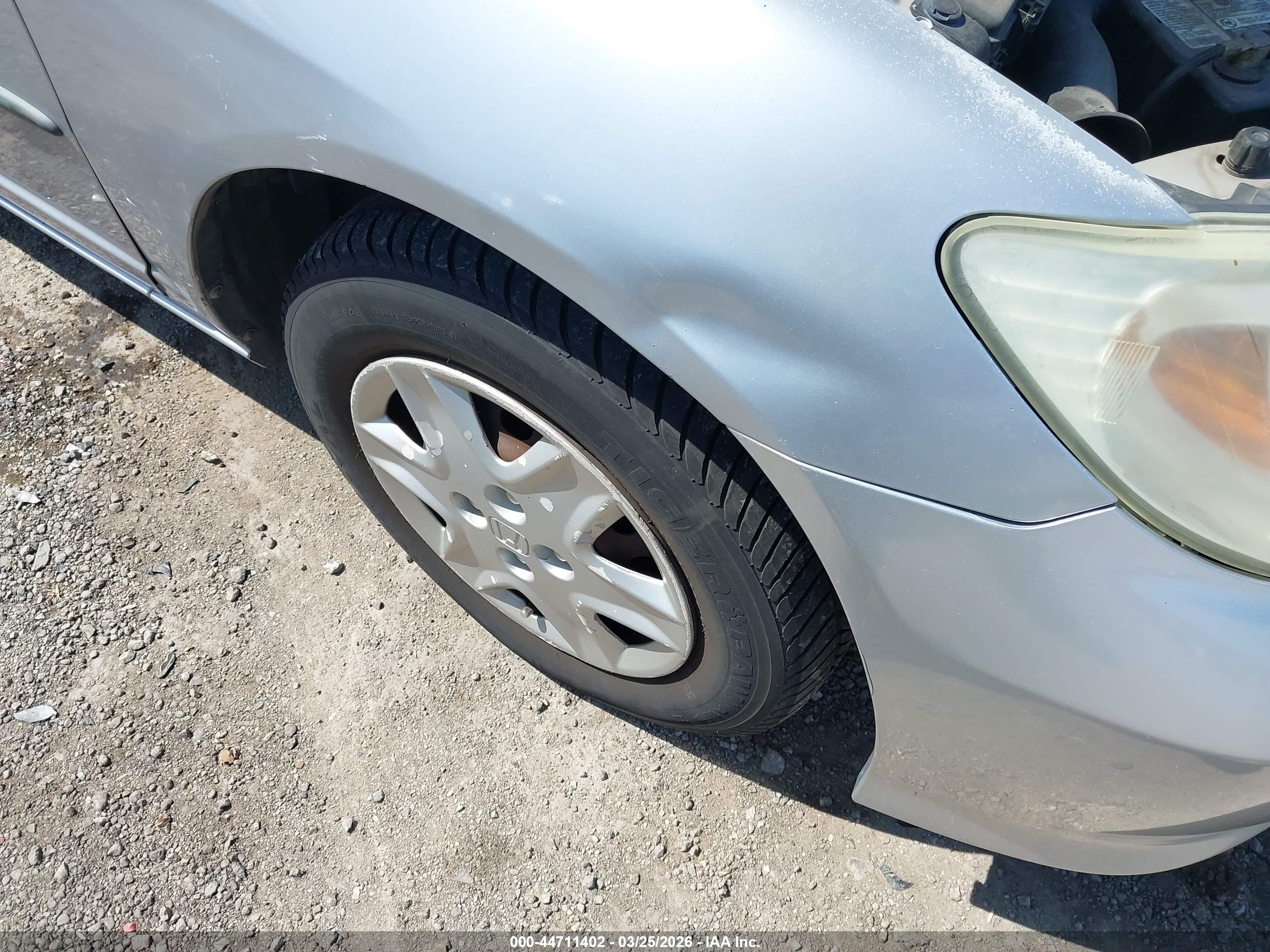 HONDA CIVIC image 6