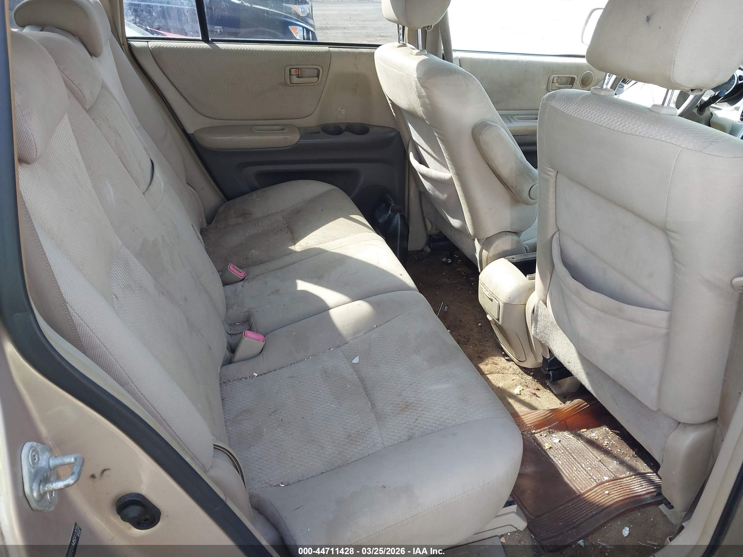 TOYOTA HIGHLANDER image 8