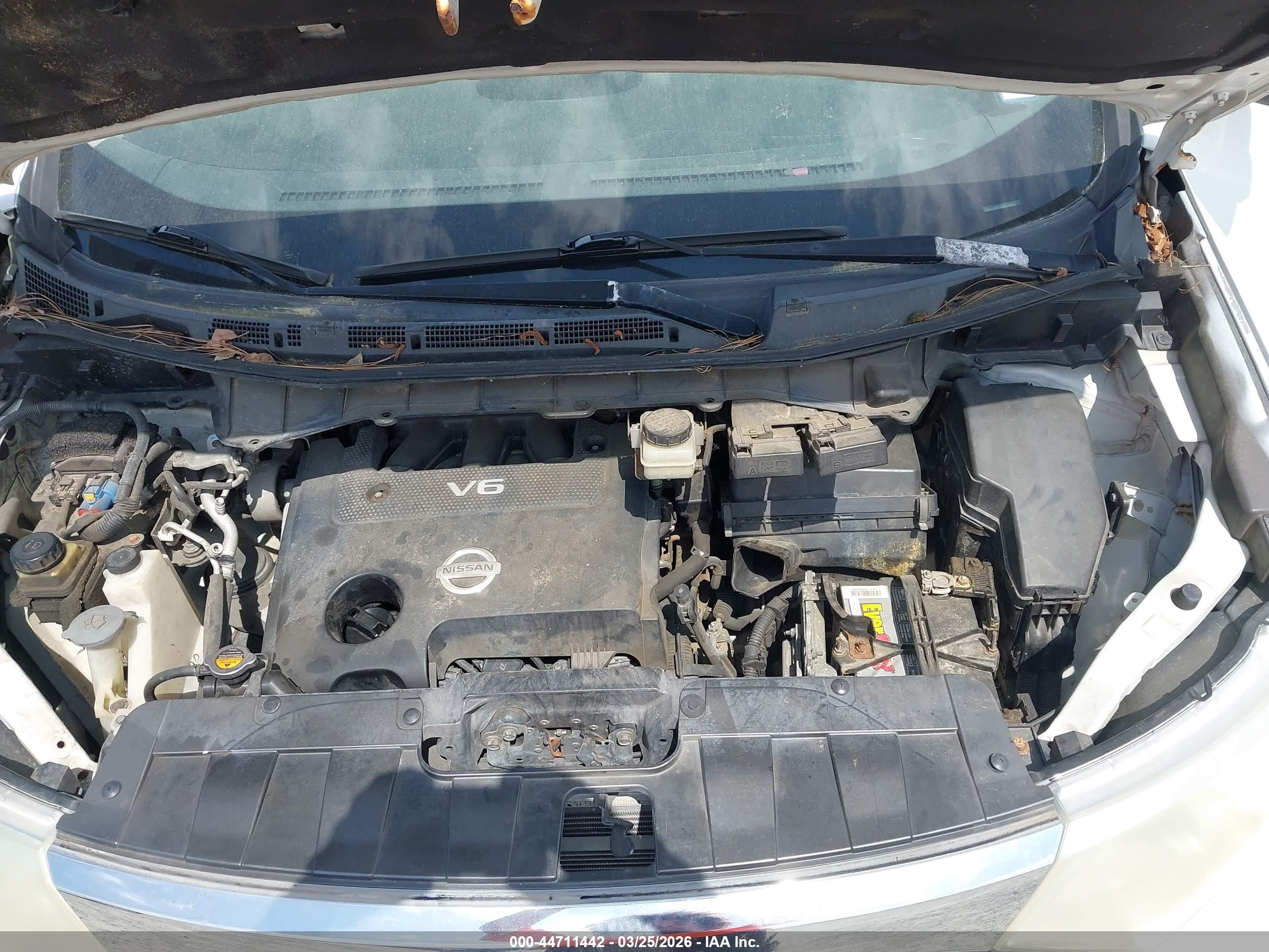 NISSAN QUEST image 10