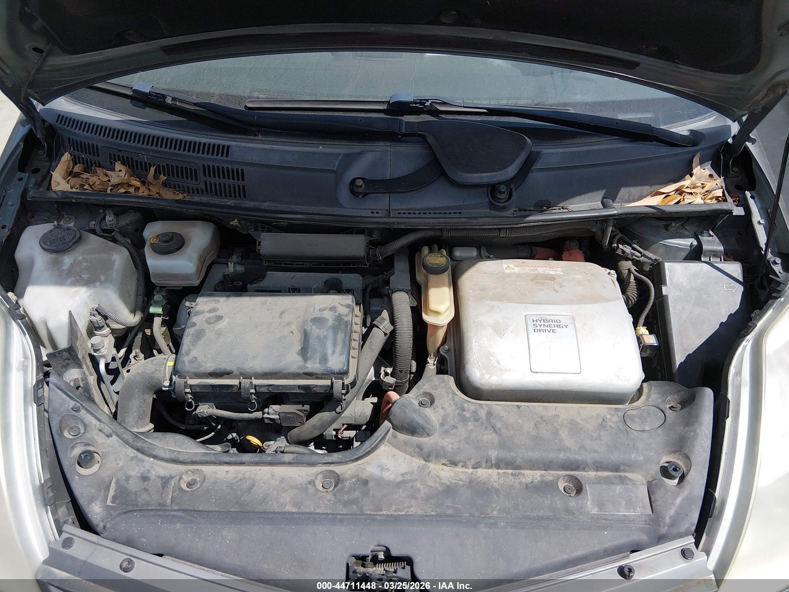 TOYOTA PRIUS image 10