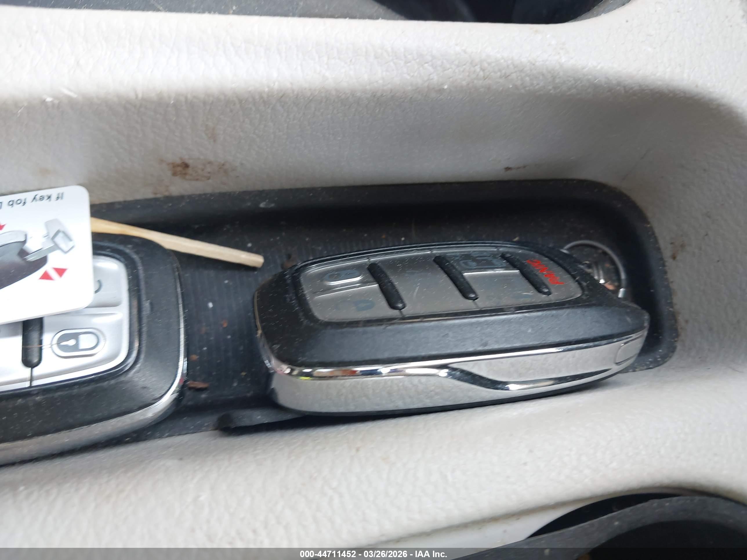 CHRYSLER PACIFICA image 11