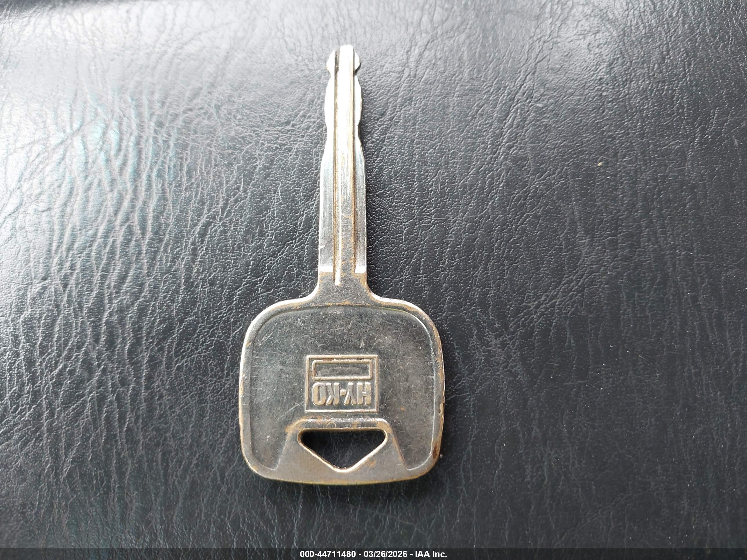 PONTIAC VIBE image 11