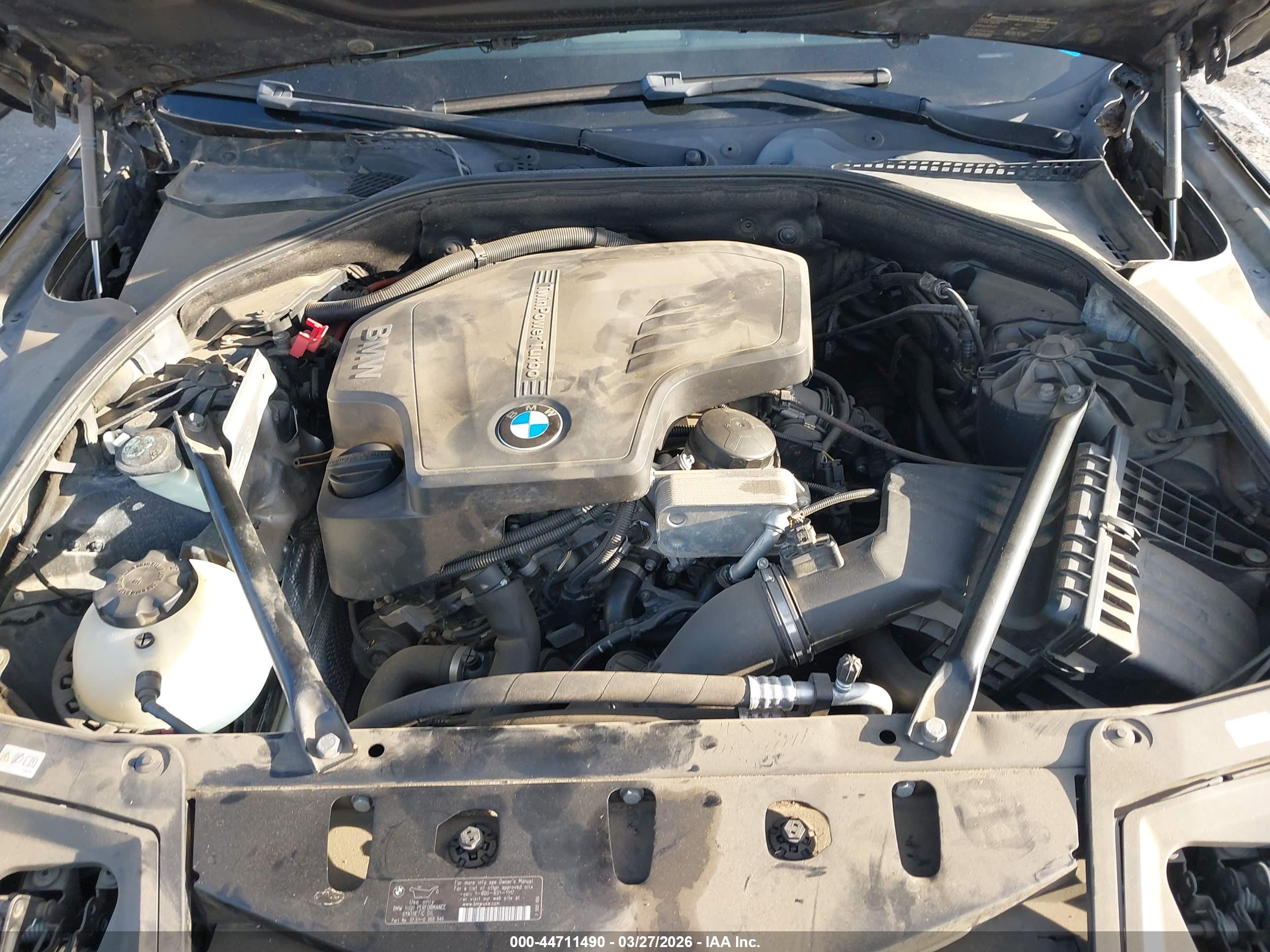 BMW 528I image 10
