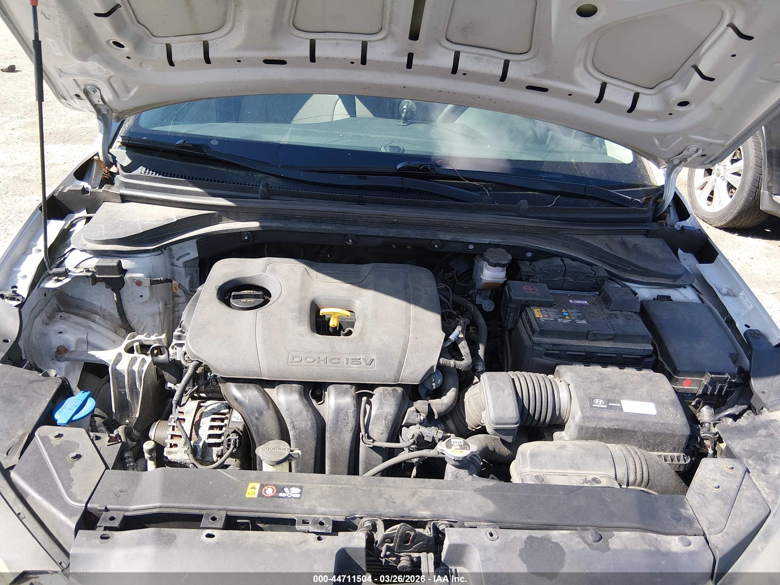 HYUNDAI ELANTRA image 10