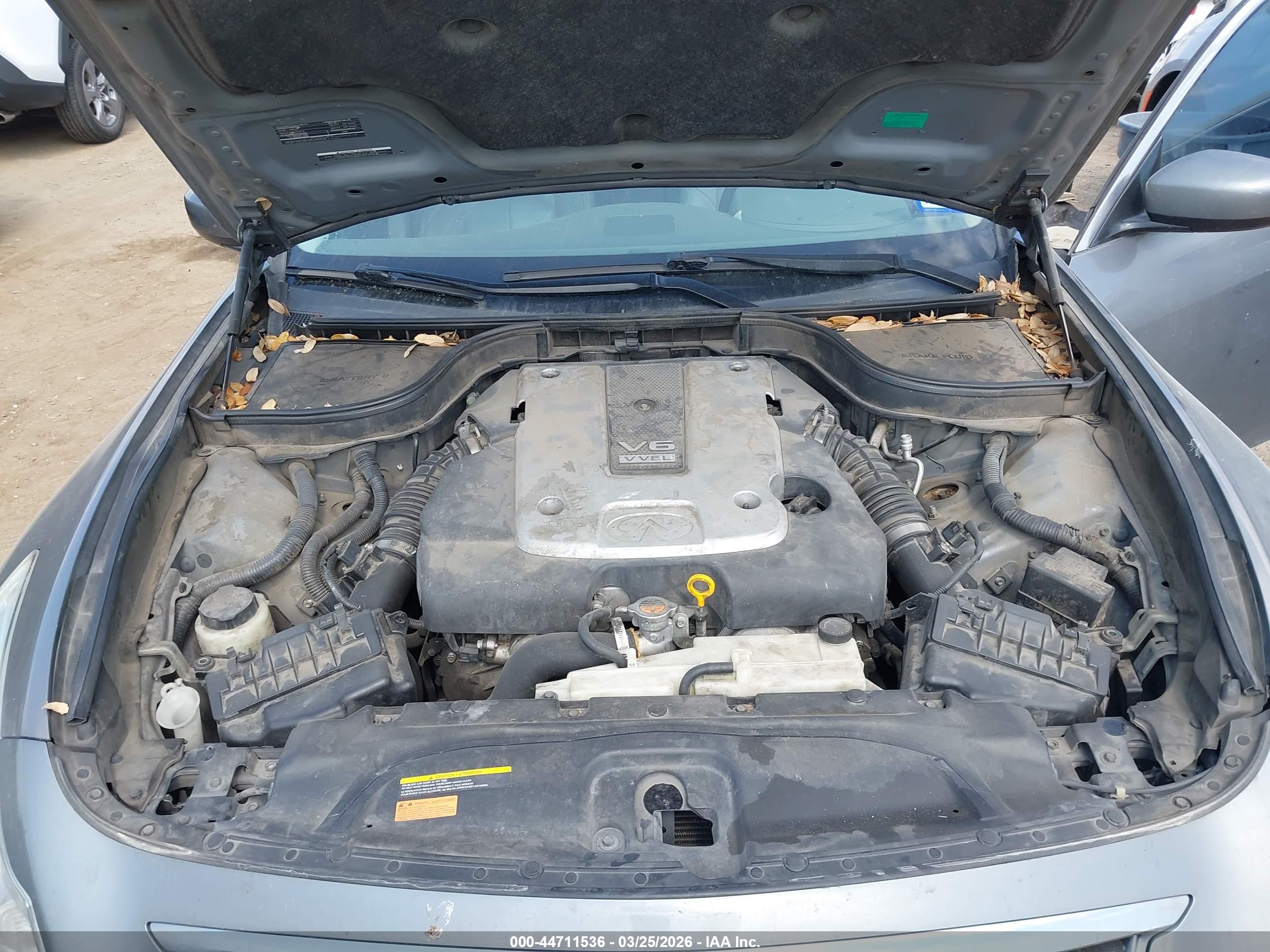 INFINITI G37 image 10