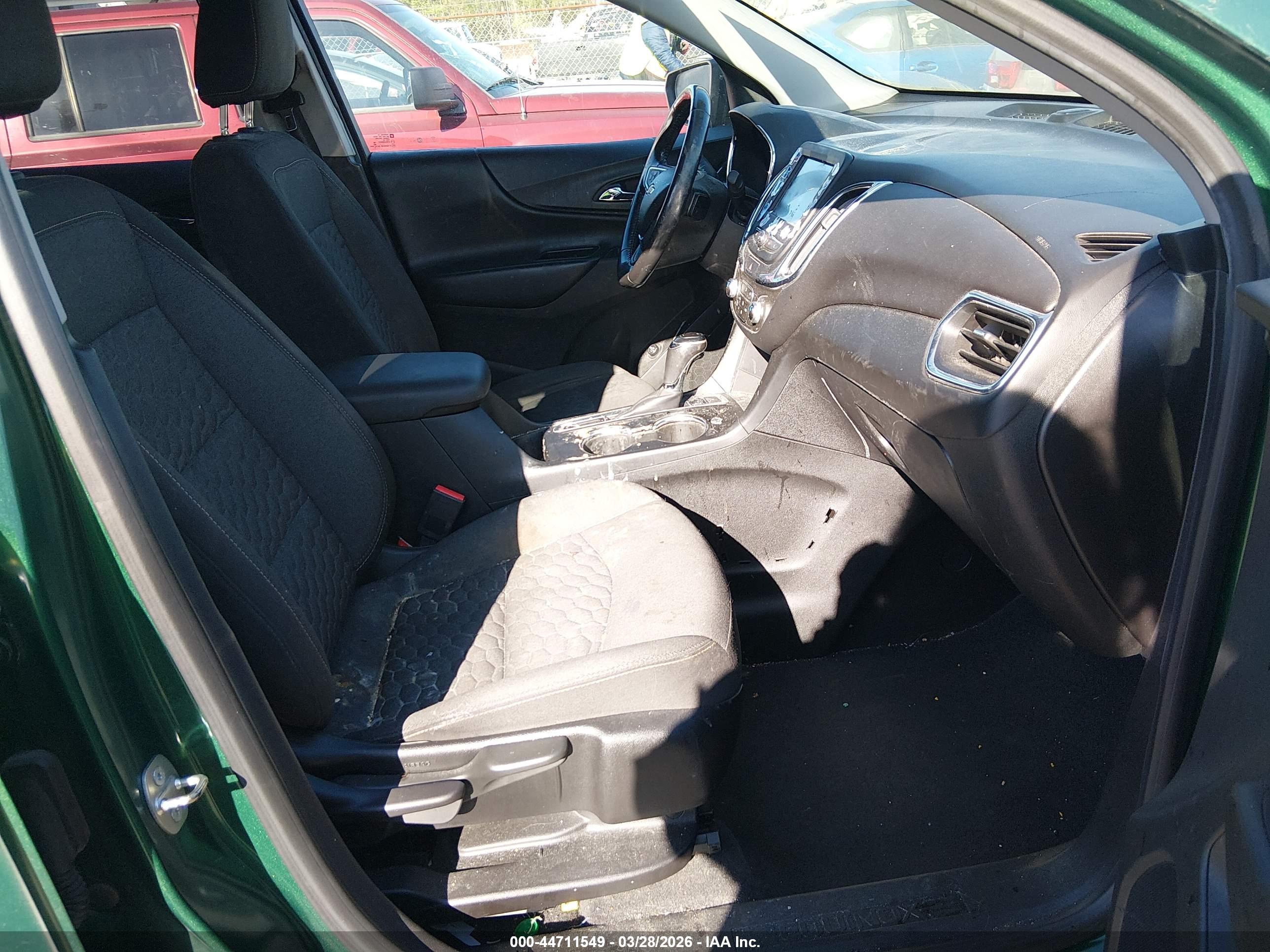 CHEVROLET EQUINOX image 5
