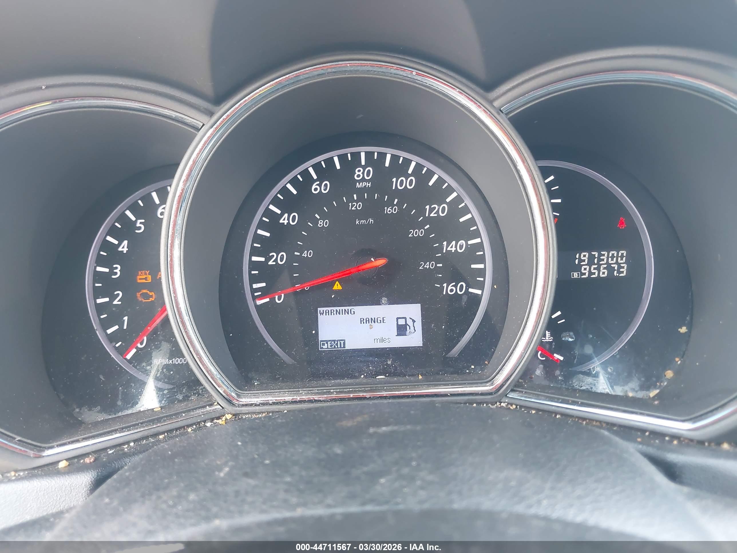 NISSAN MURANO image 7