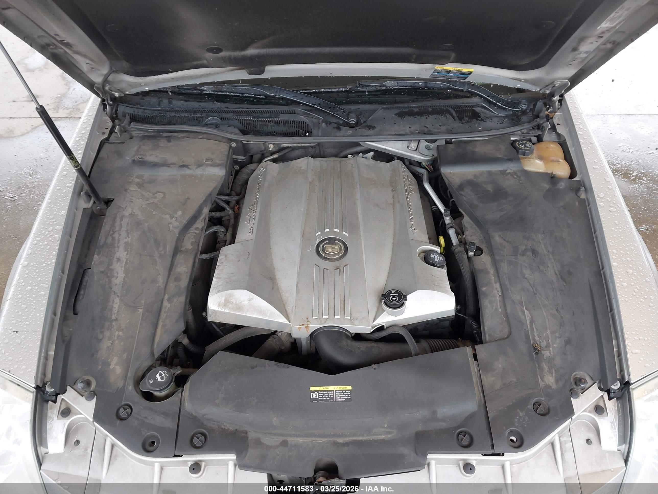 CADILLAC STS image 10