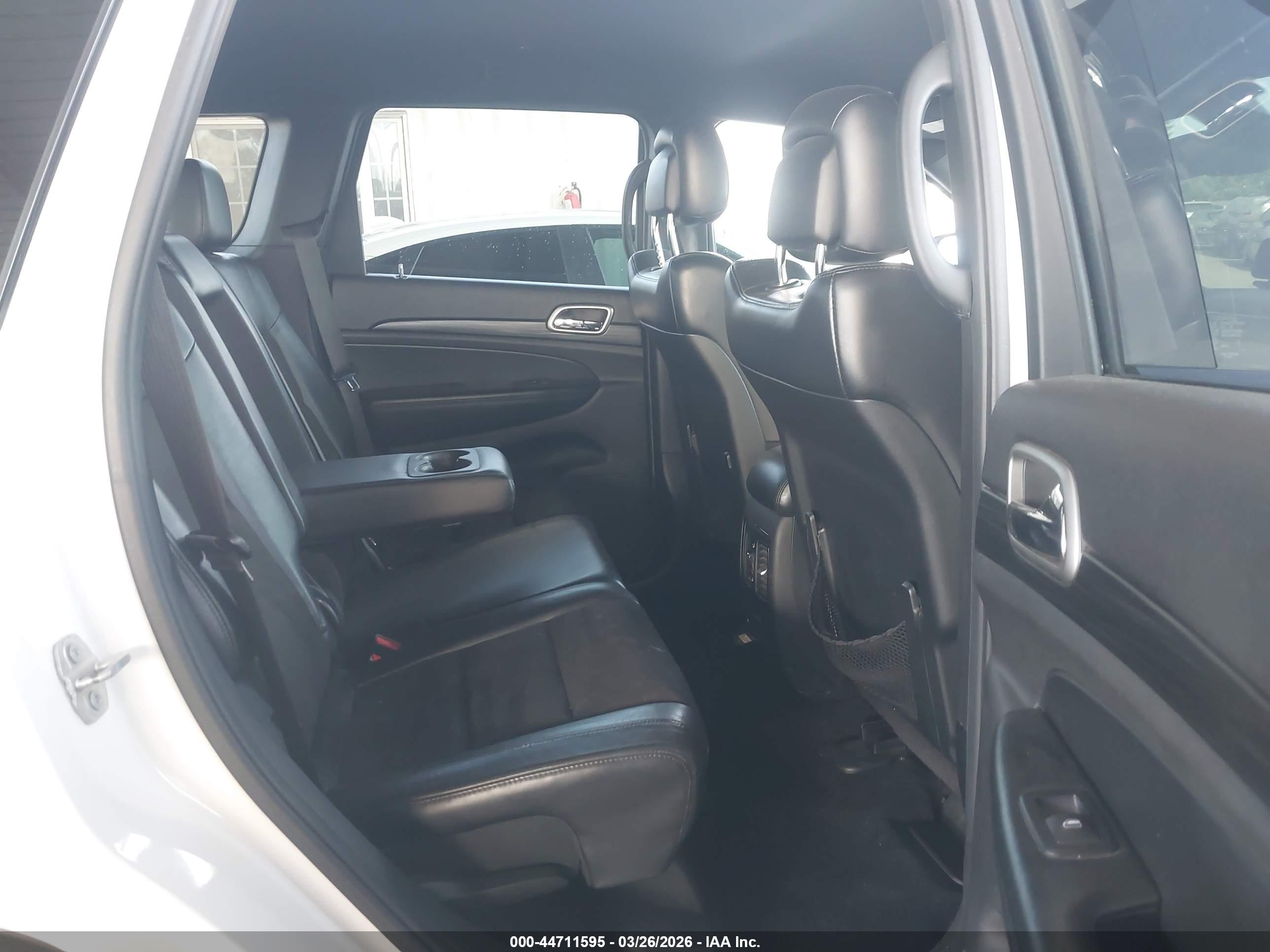 JEEP GRAND image 8