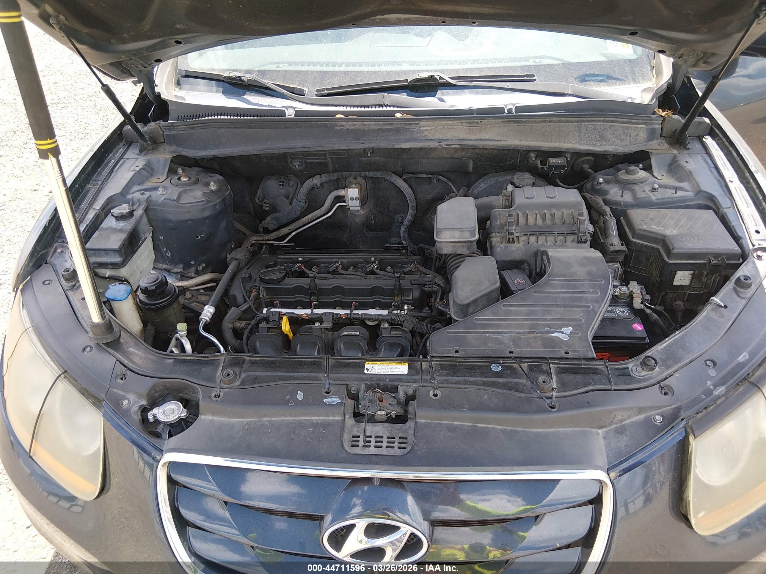 HYUNDAI SANTA image 10