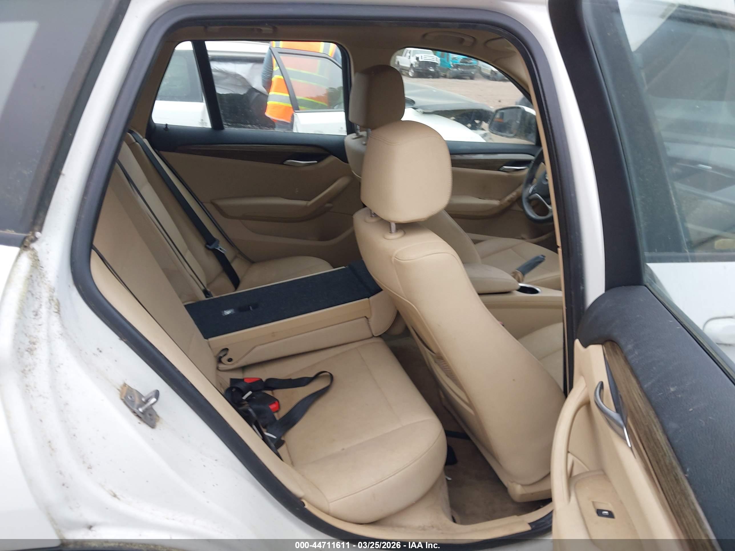 BMW X1 image 8