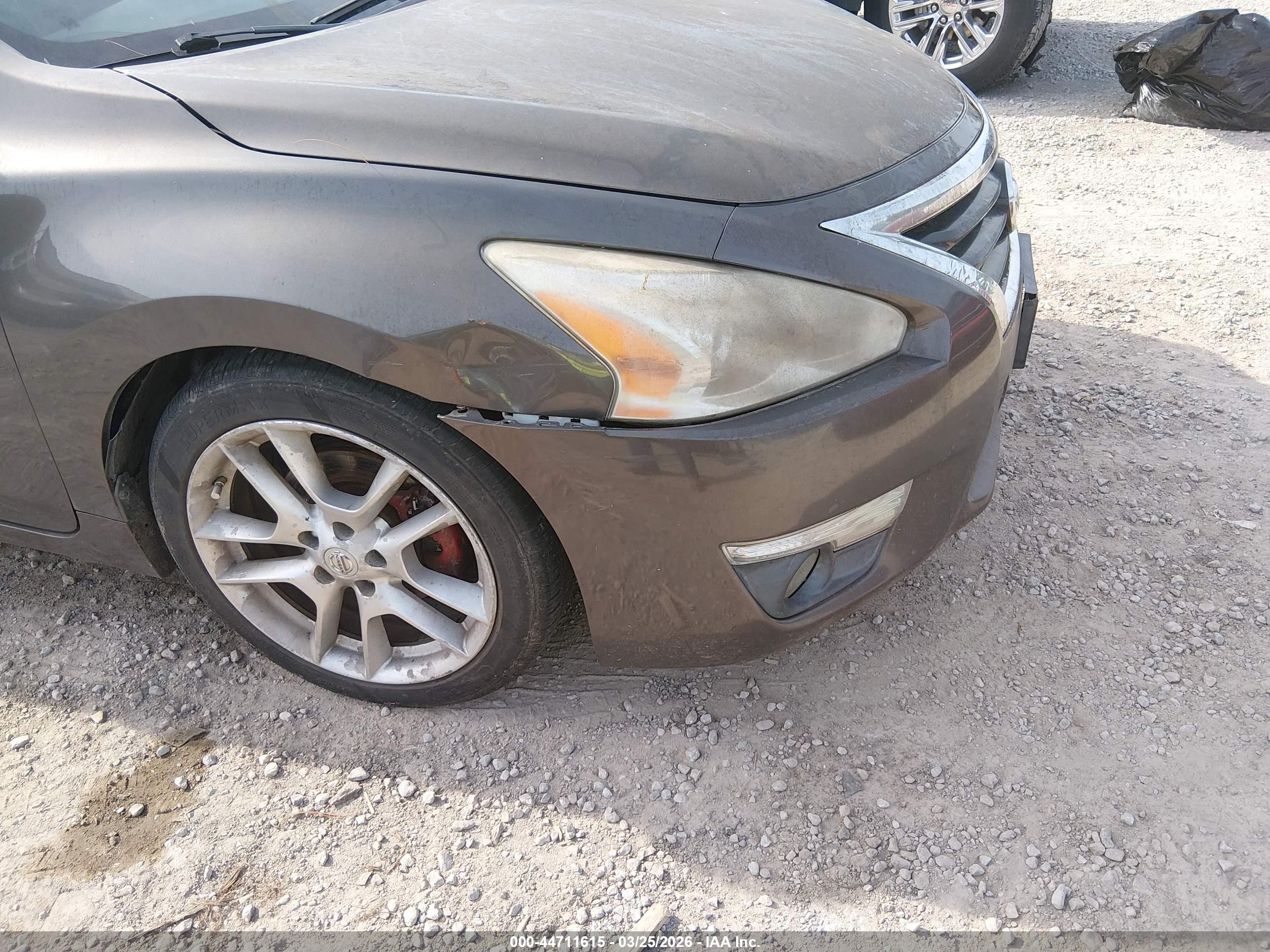 NISSAN ALTIMA image 6