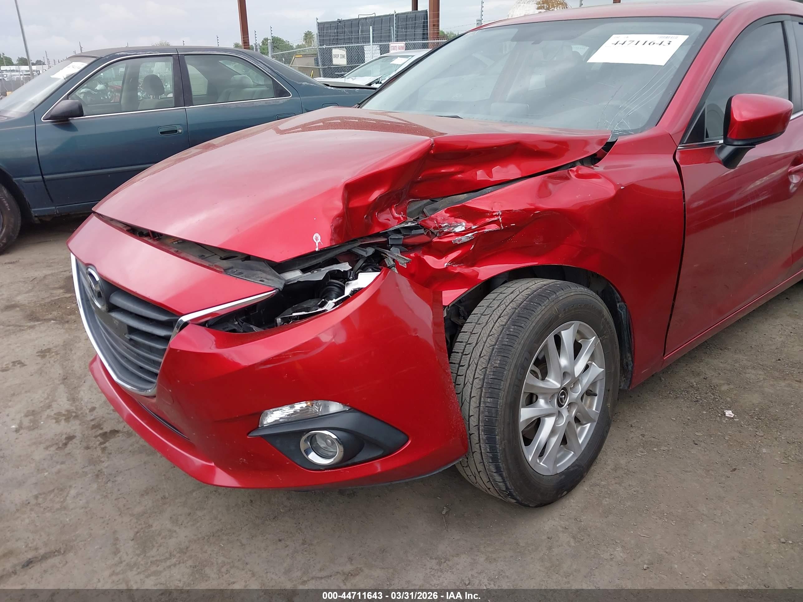 MAZDA MAZDA3 image 6