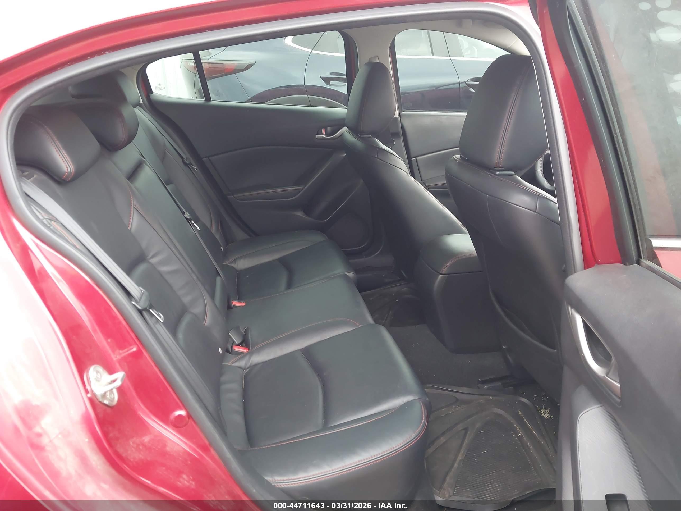 MAZDA MAZDA3 image 8