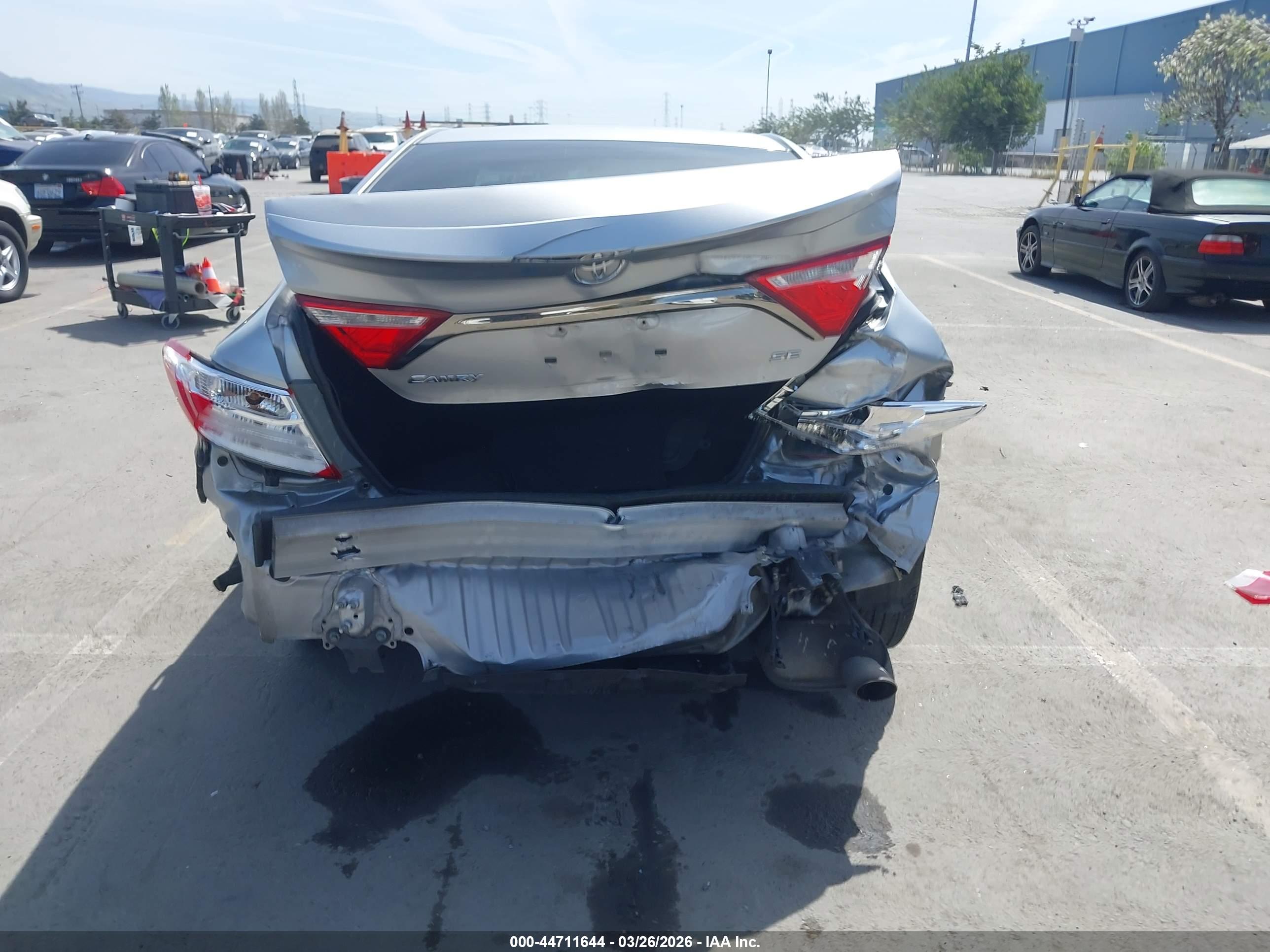 TOYOTA CAMRY image 6