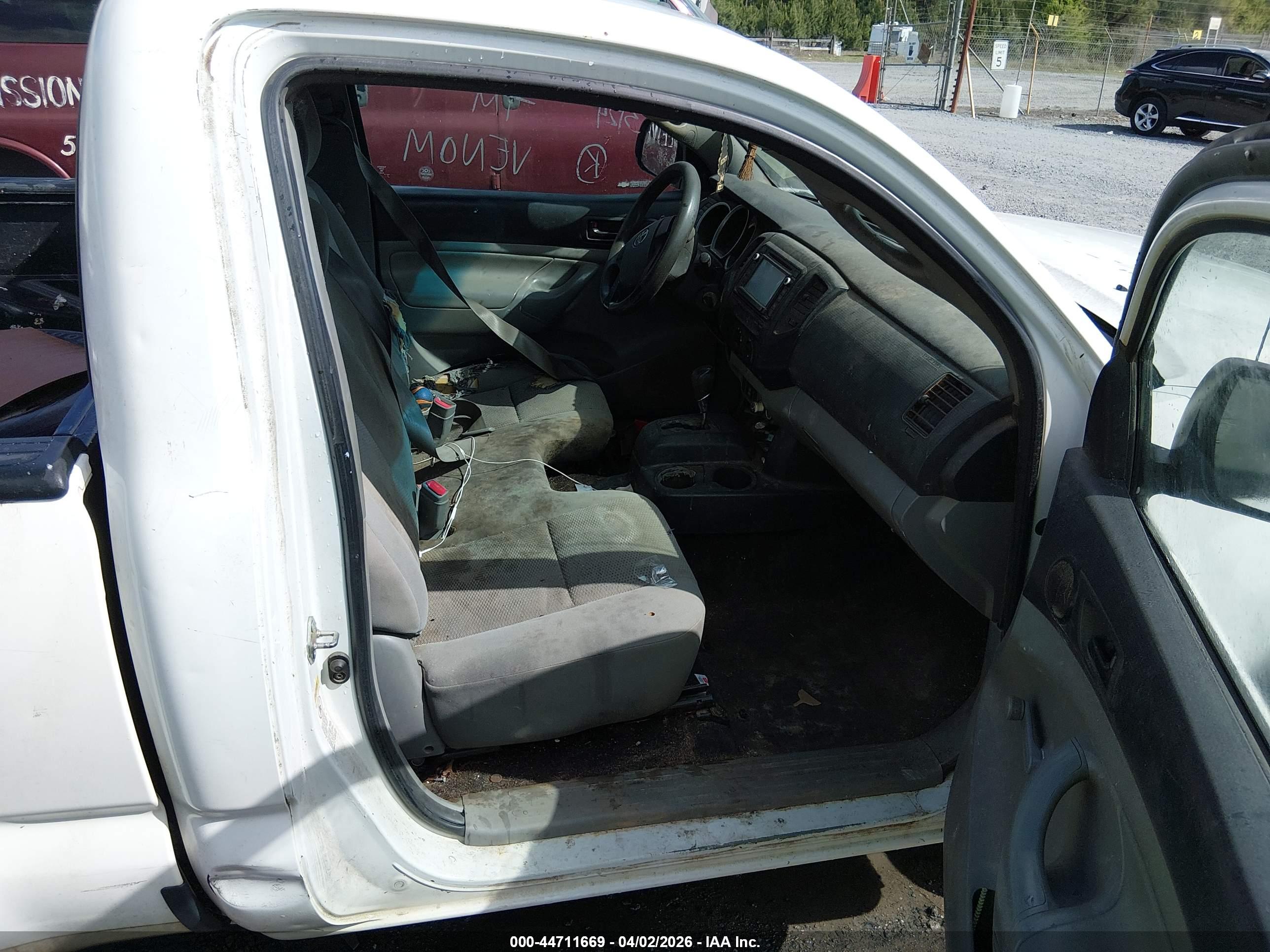 TOYOTA TACOMA image 5