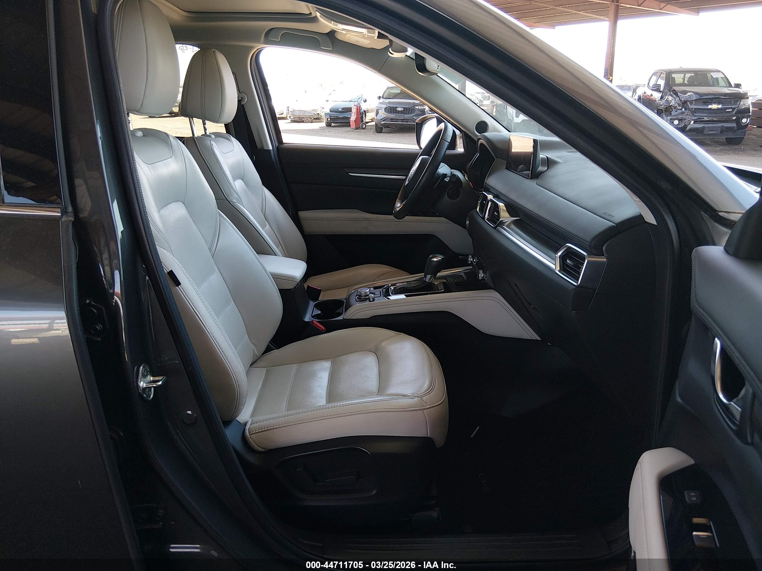MAZDA CX-5 image 5
