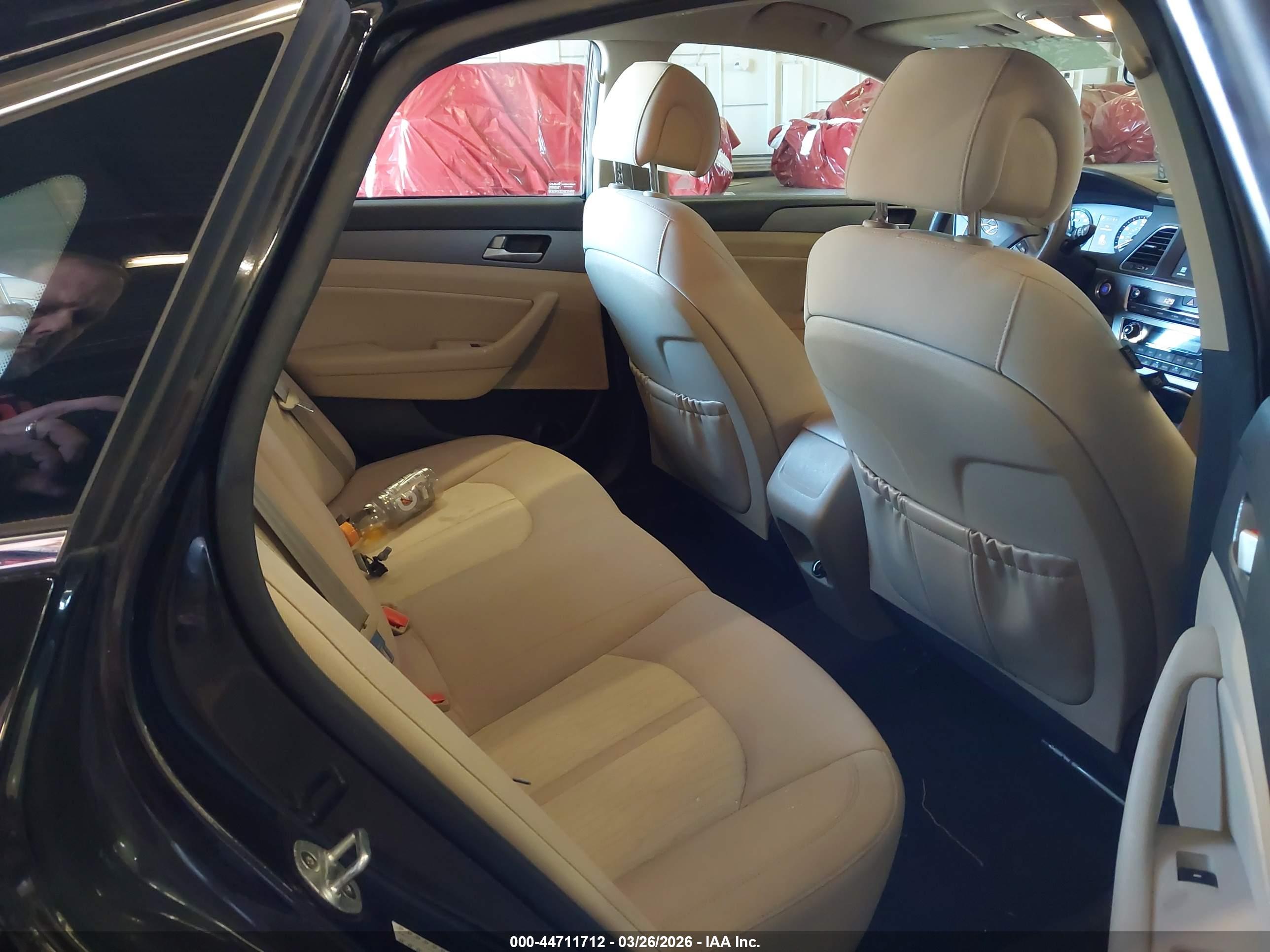 HYUNDAI SONATA image 8