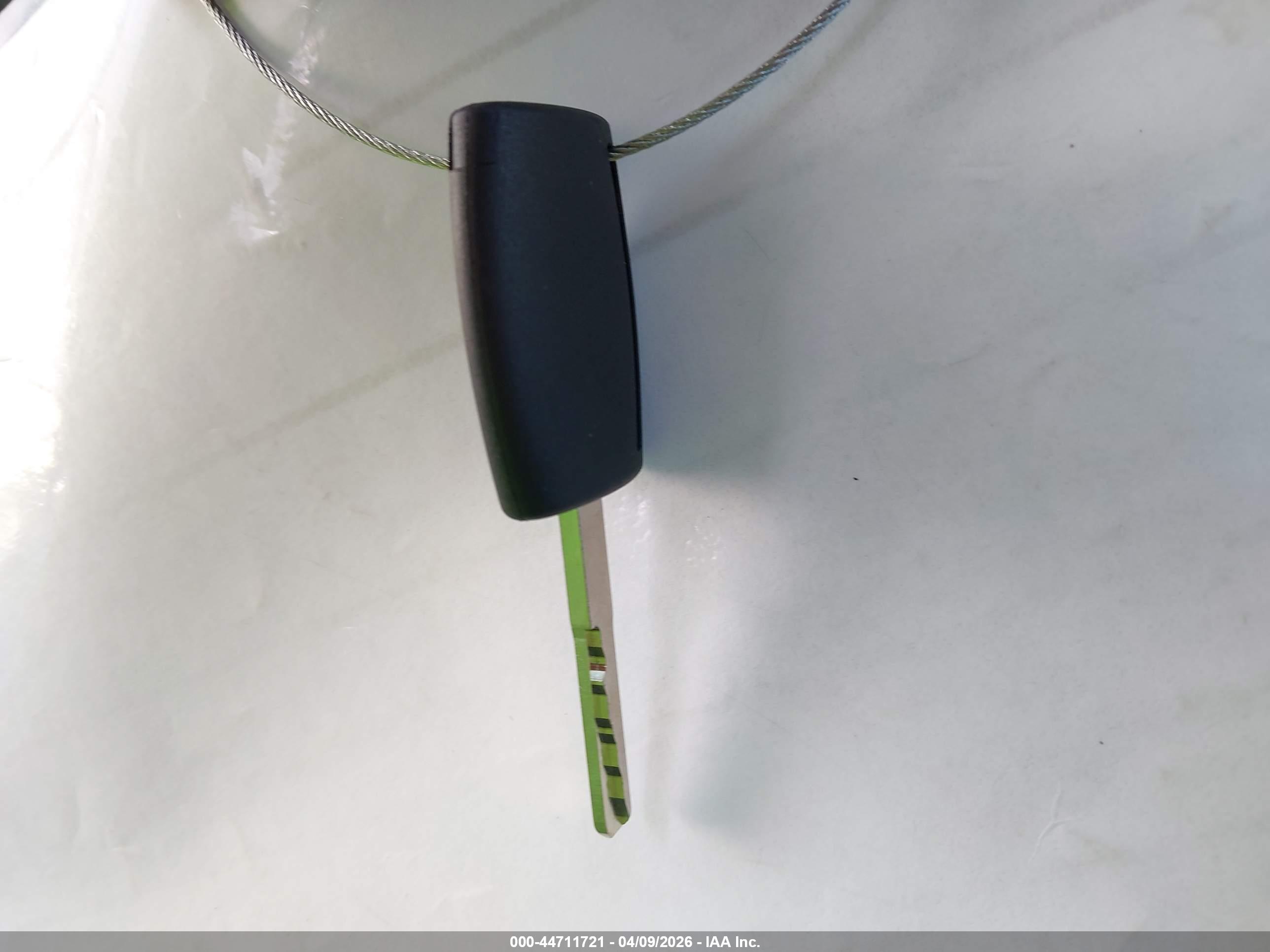 FORD ESCAPE image 11