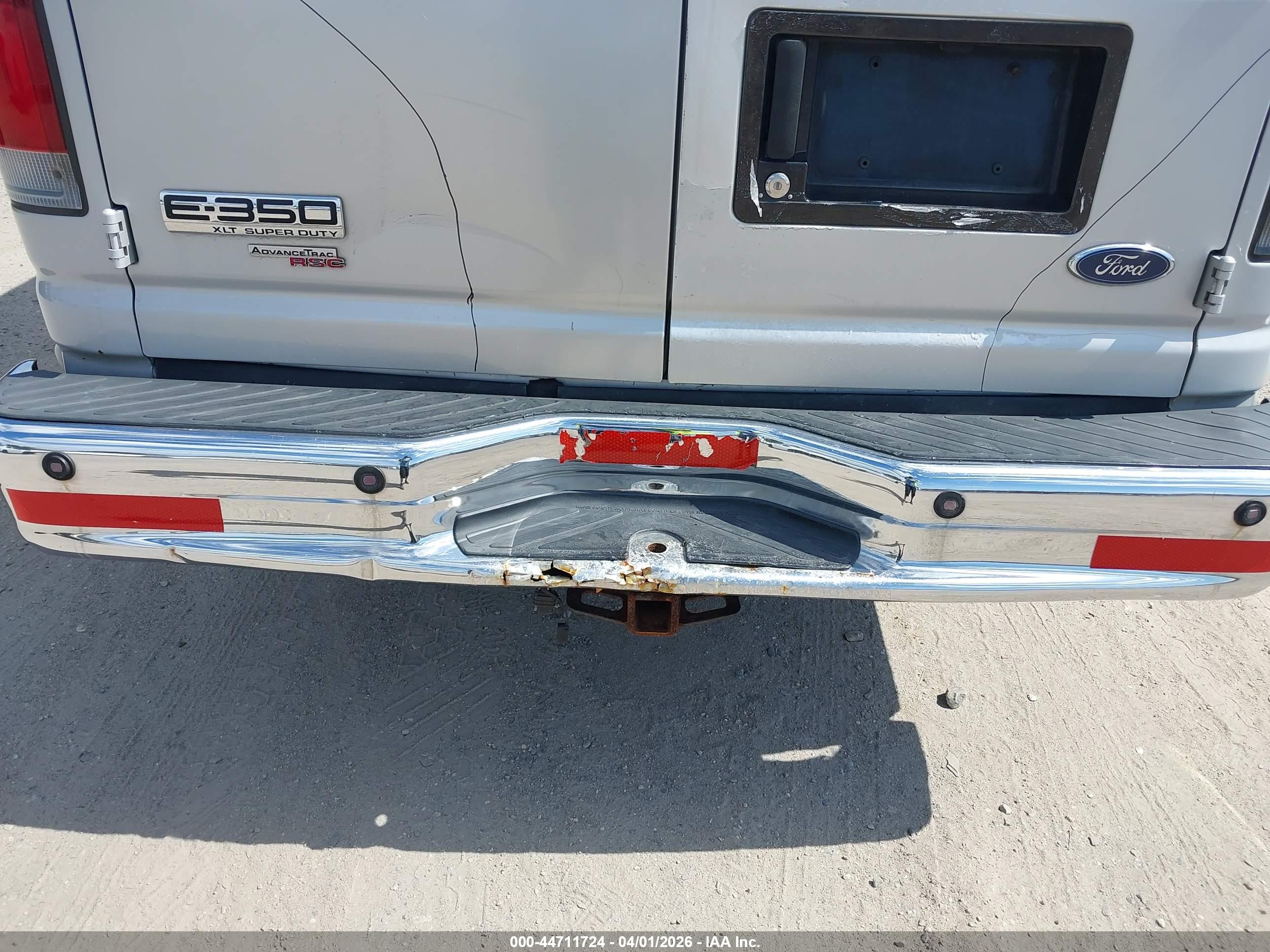 FORD E-350 image 6