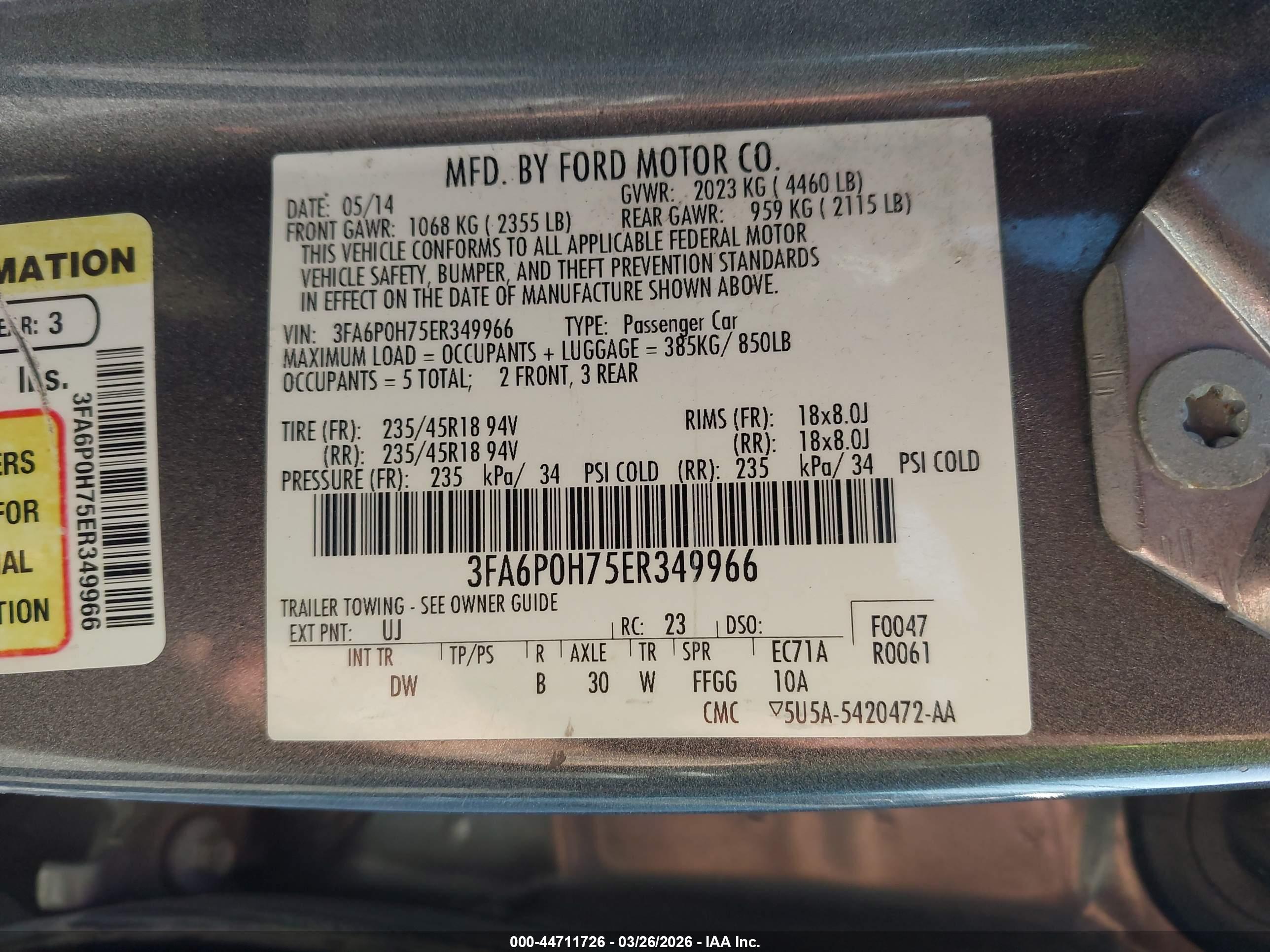 FORD FUSION image 9
