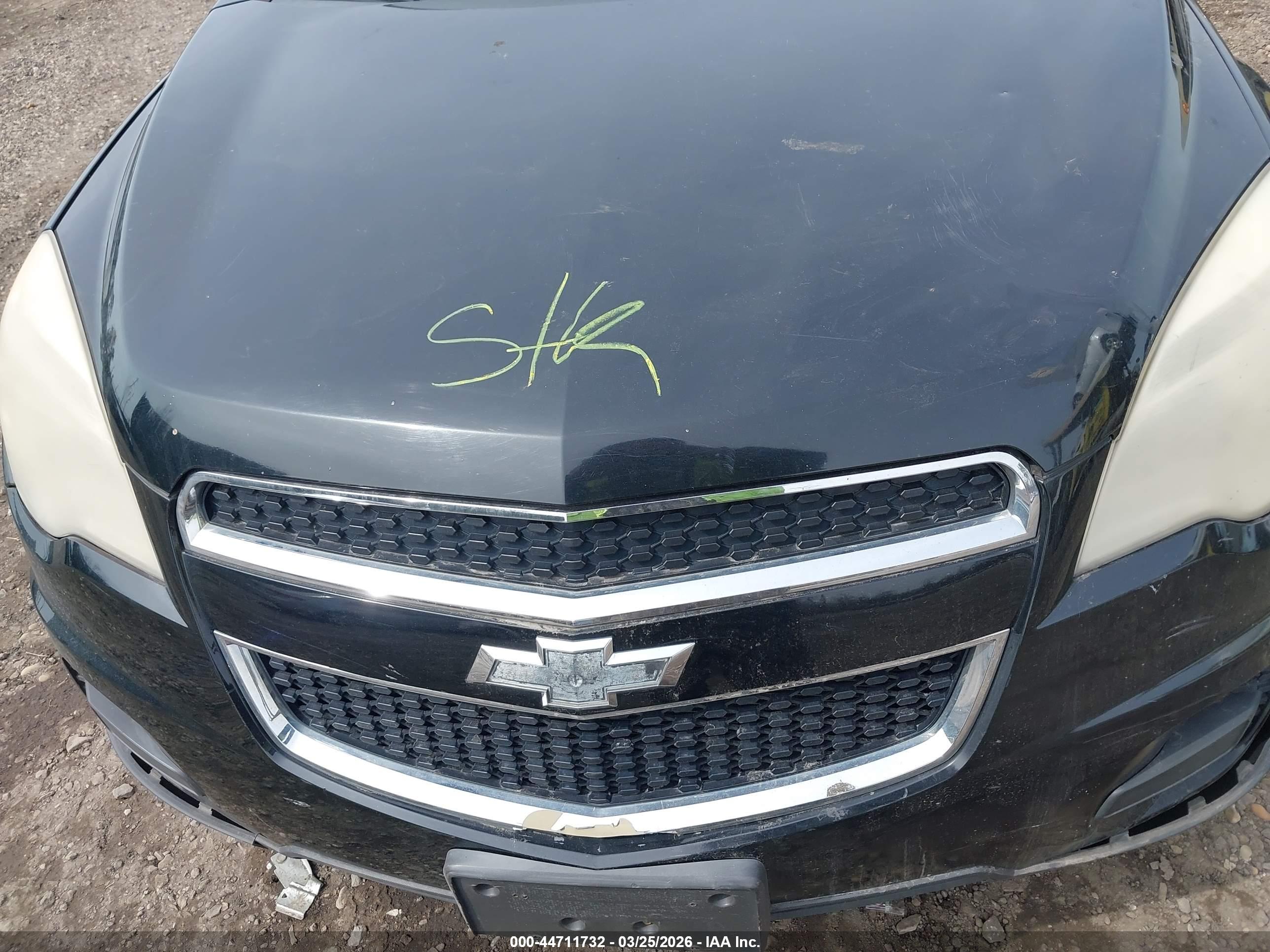 CHEVROLET EQUINOX image 10
