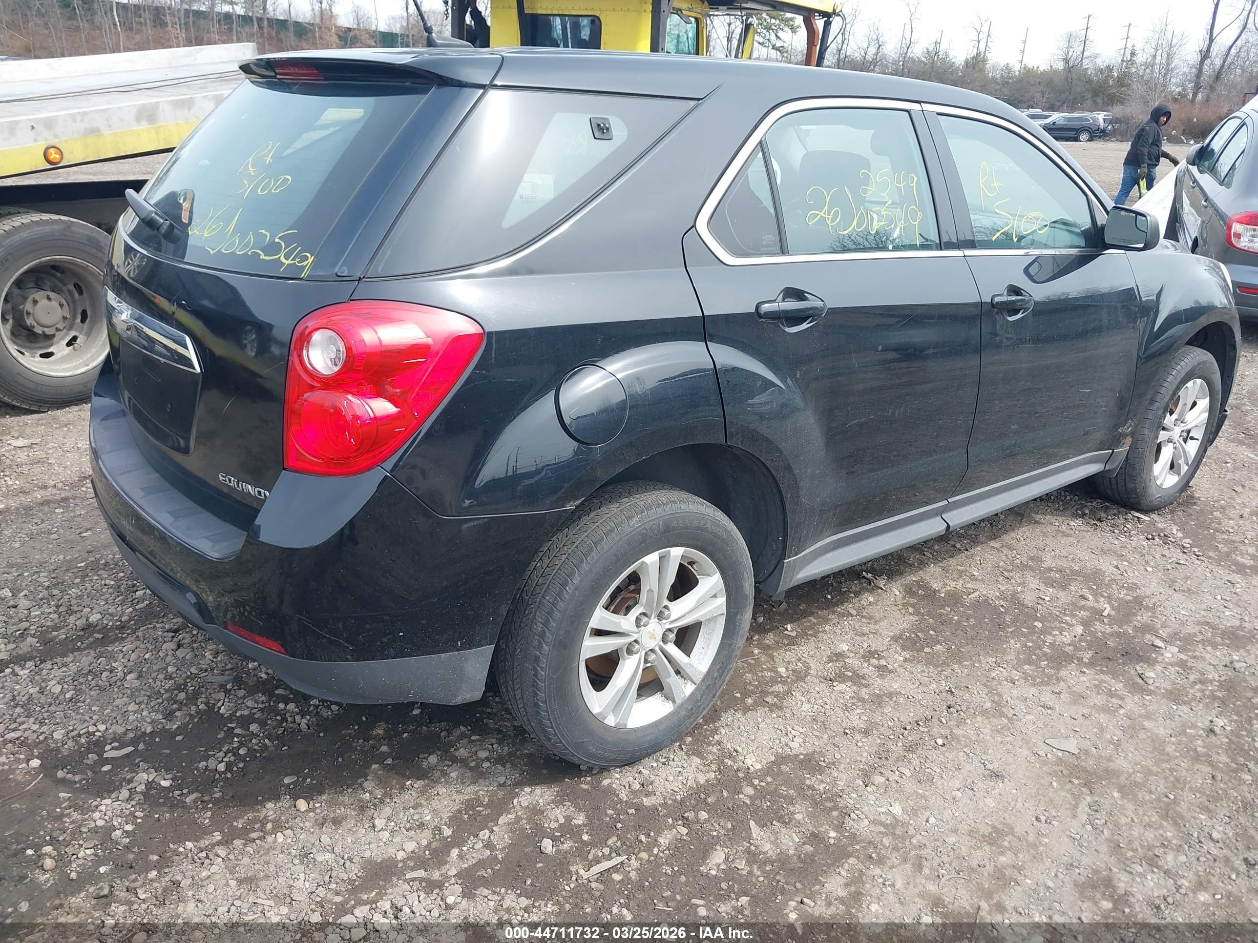 CHEVROLET EQUINOX image 4