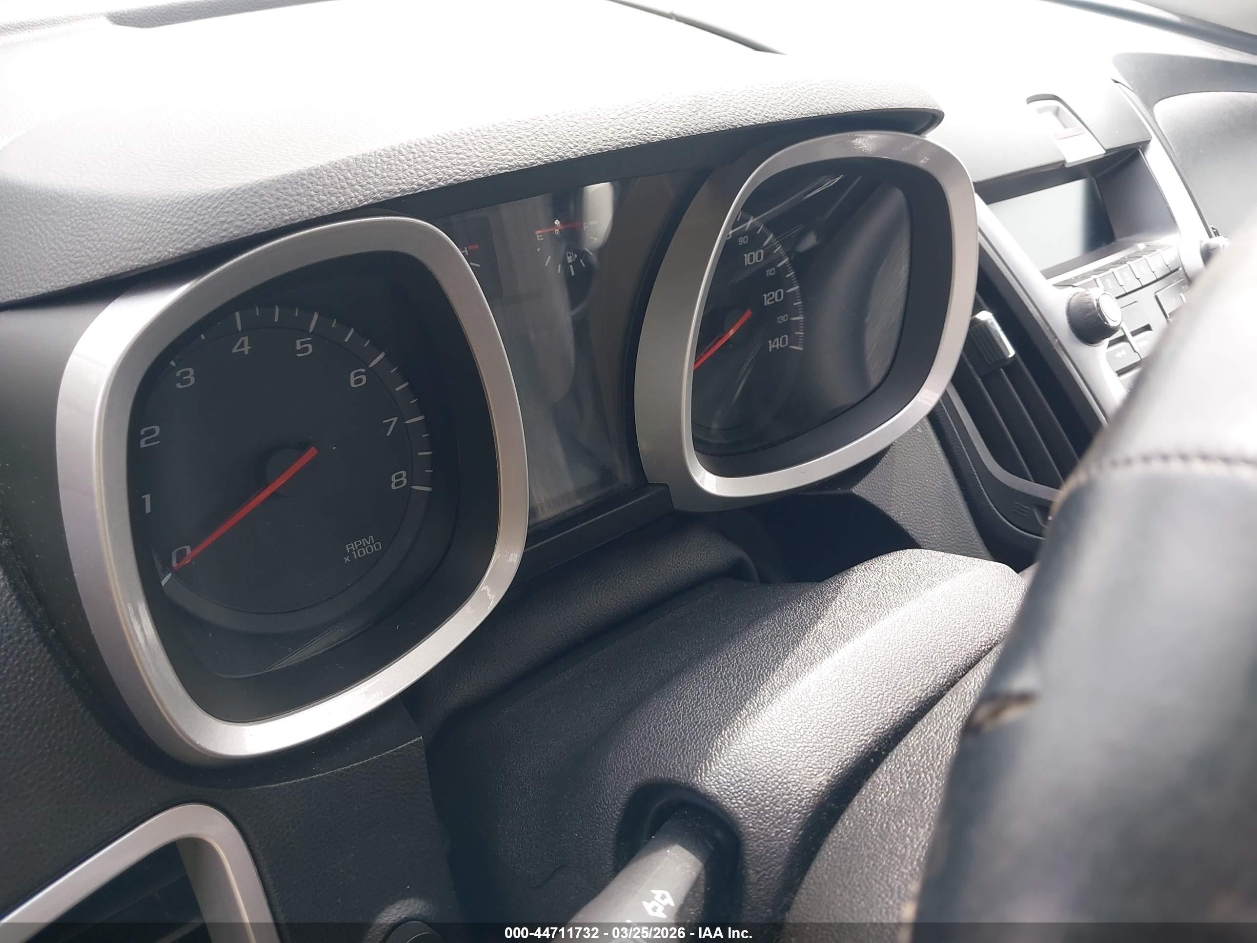 CHEVROLET EQUINOX image 7