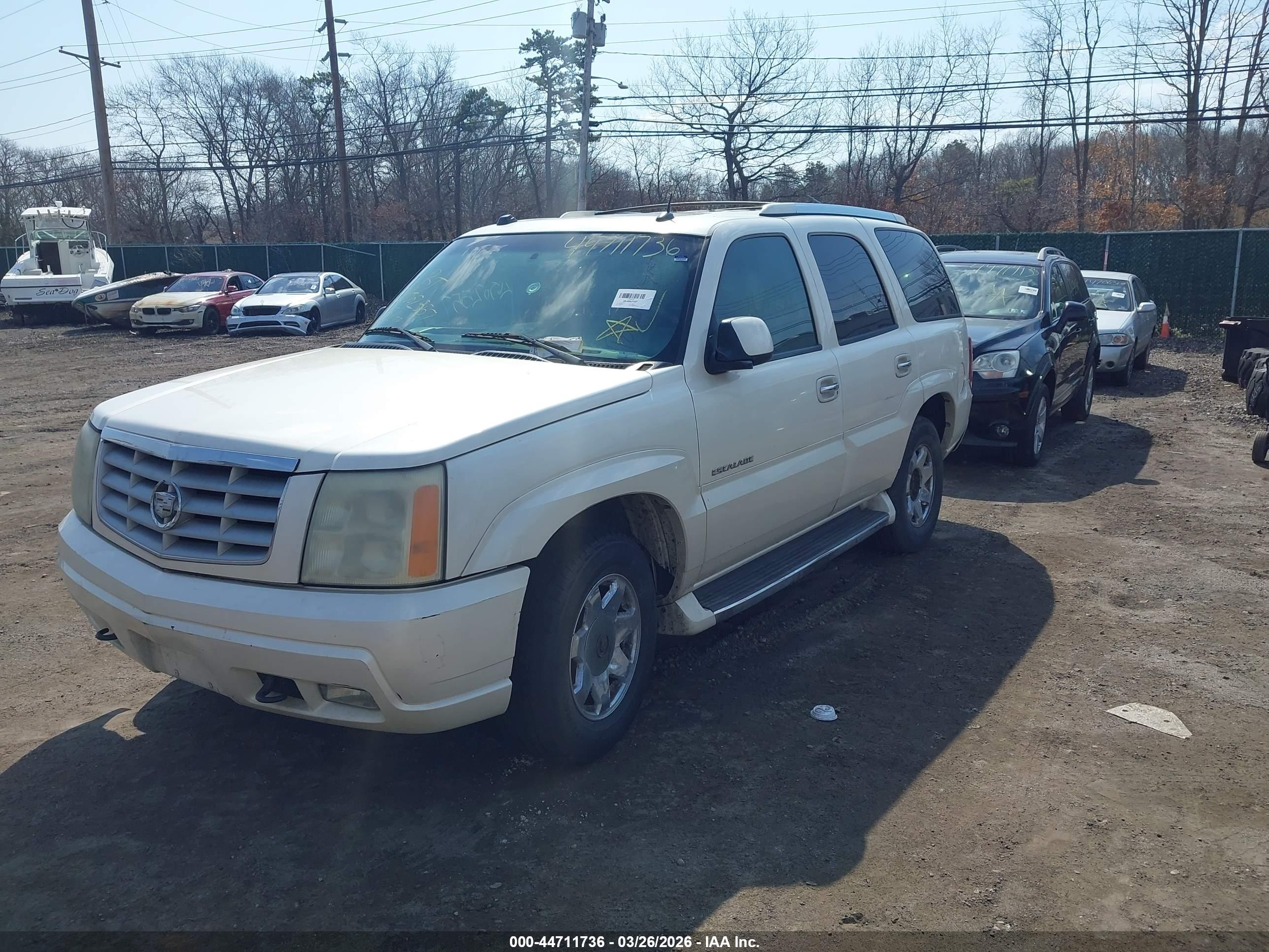 CADILLAC ESCALADE image 2