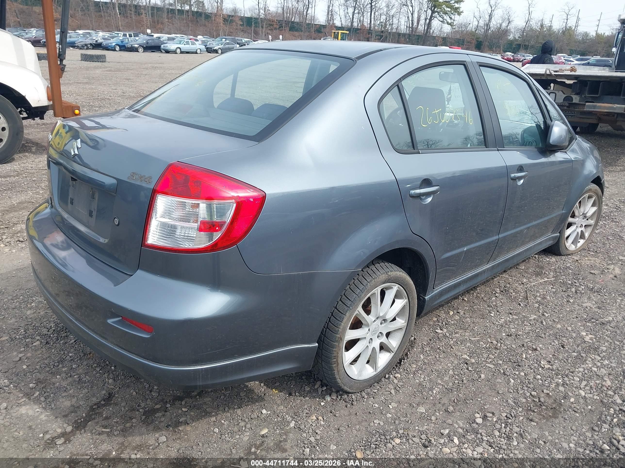 SUZUKI SX4 image 4