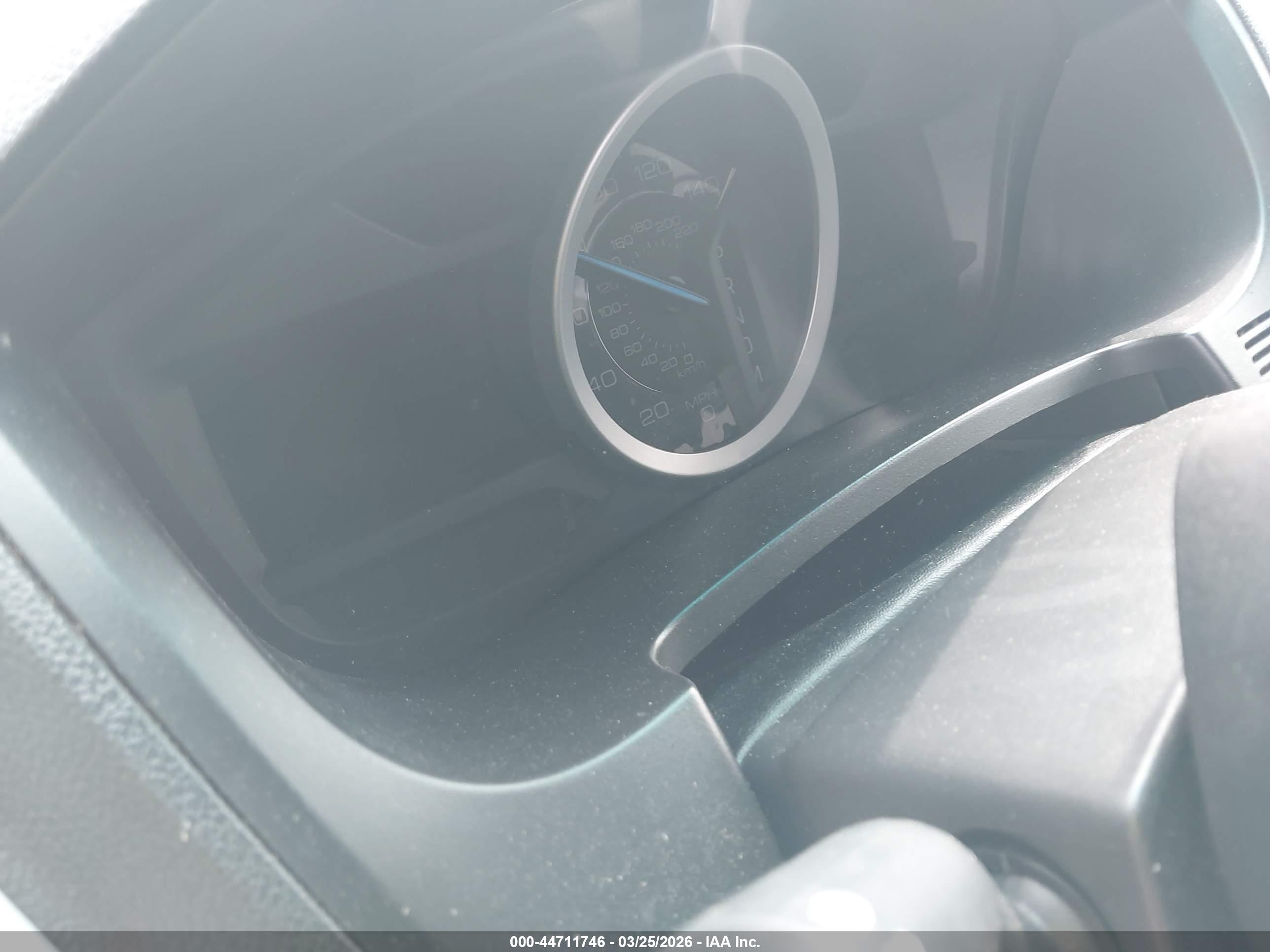 FORD EXPLORER image 7