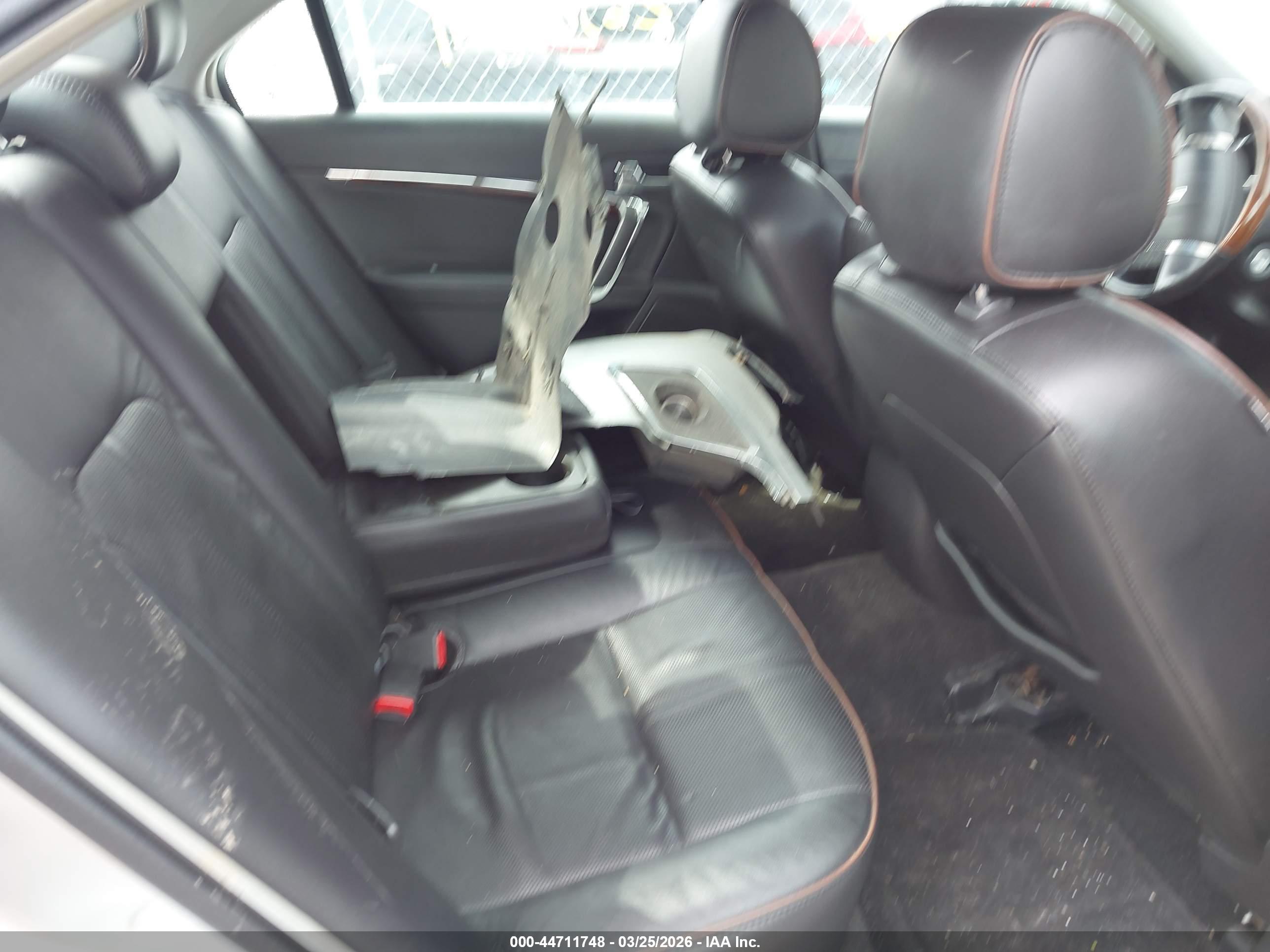 LINCOLN MKZ image 8