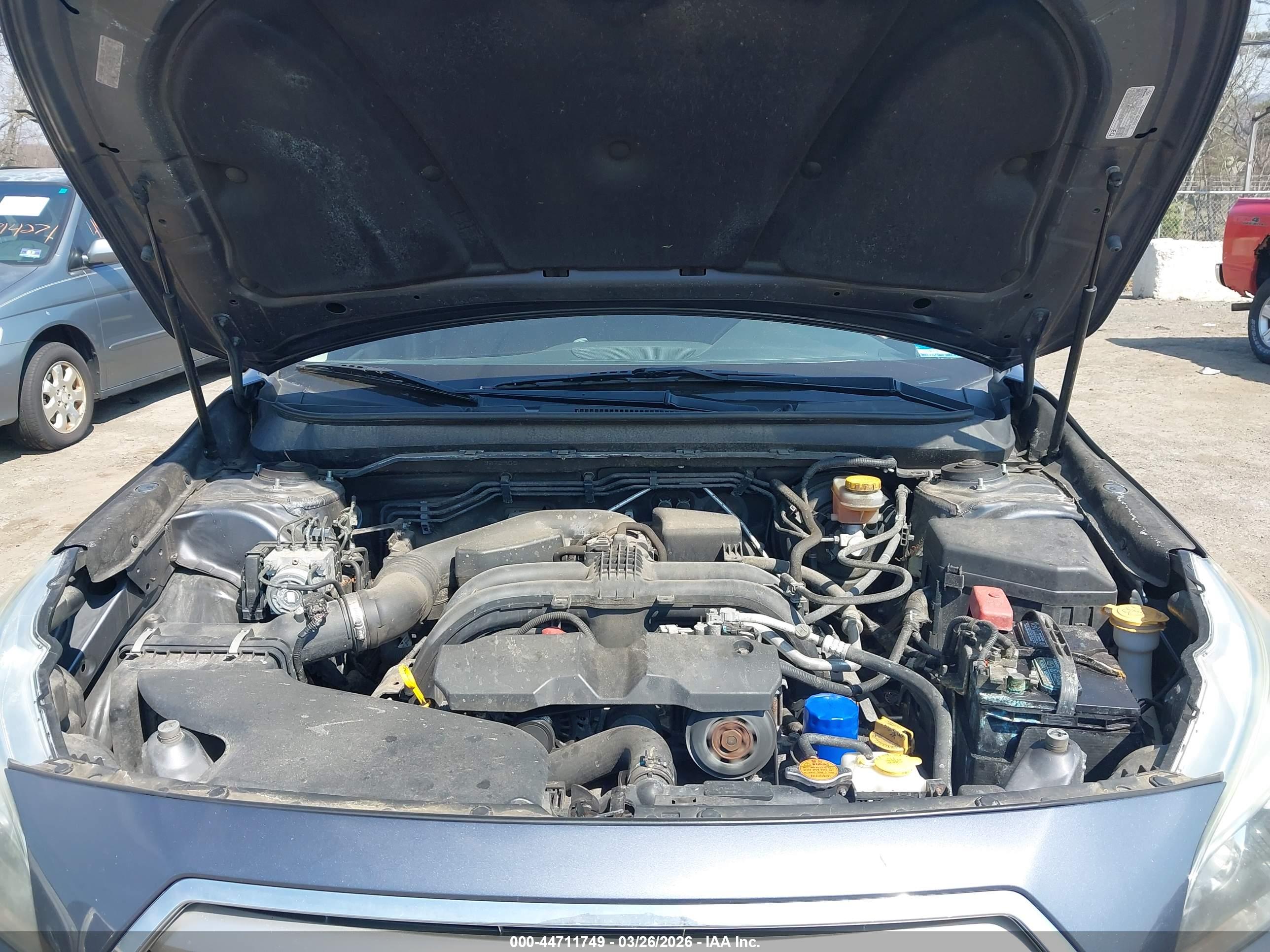 SUBARU OUTBACK image 10
