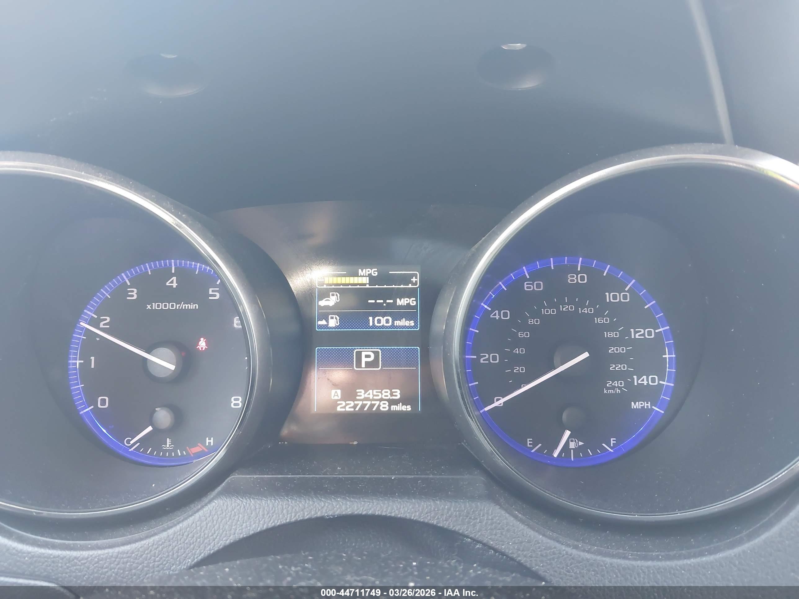 SUBARU OUTBACK image 7