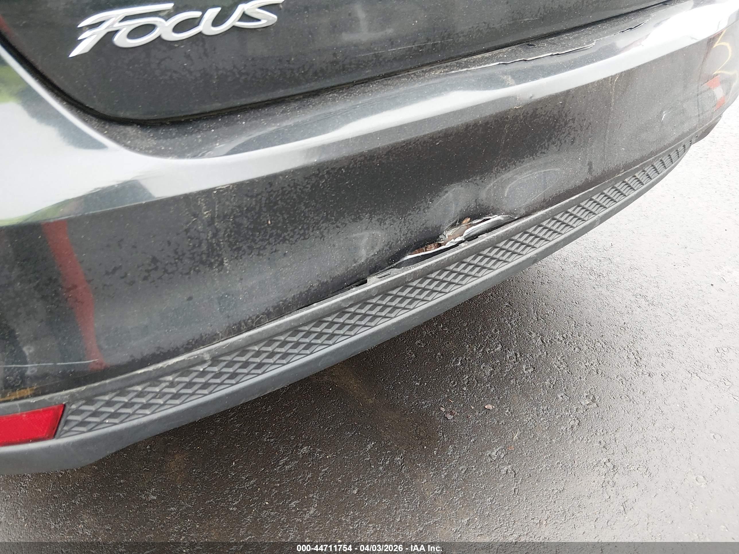 FORD FOCUS image 6