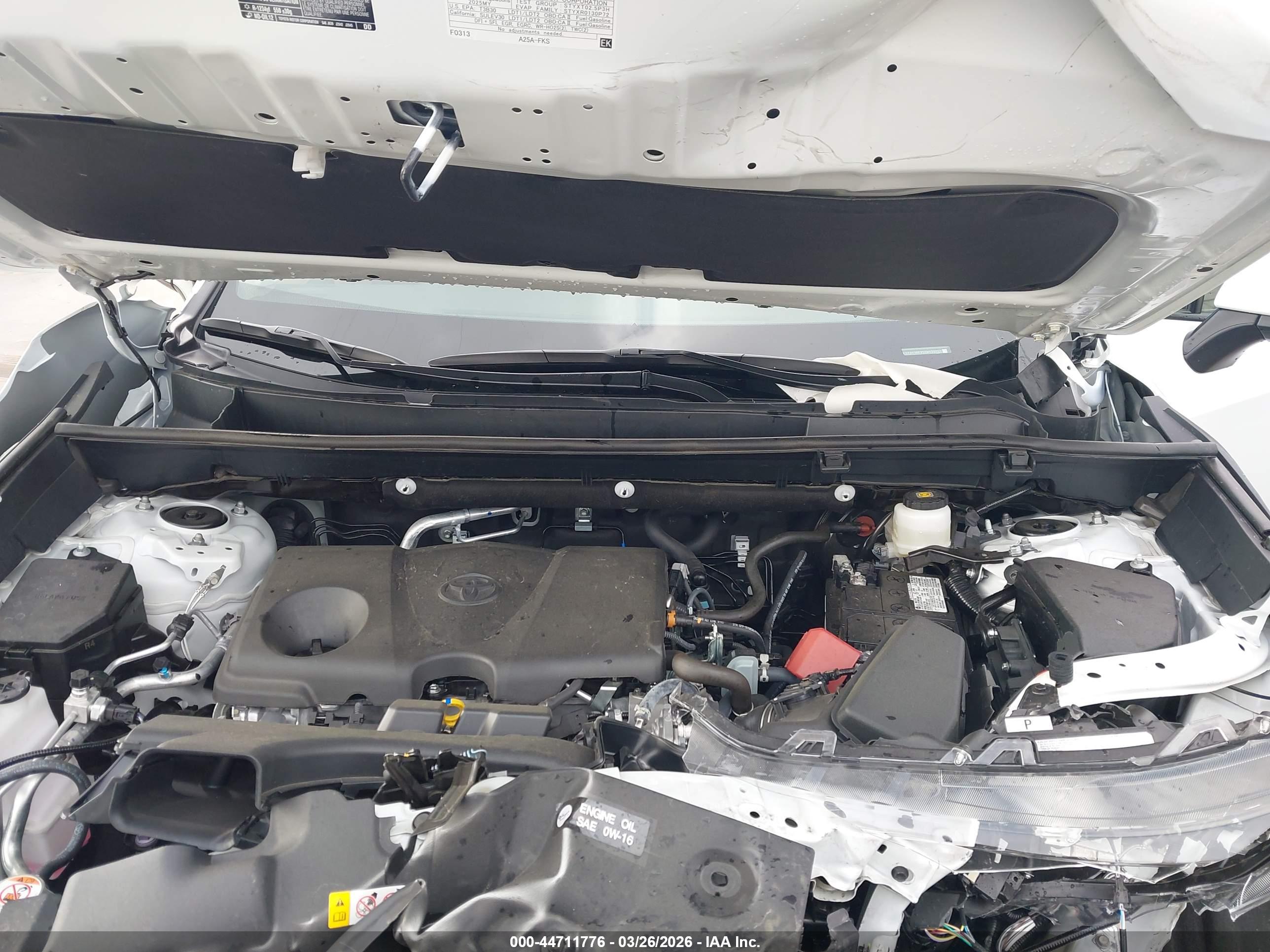 TOYOTA RAV4 image 10