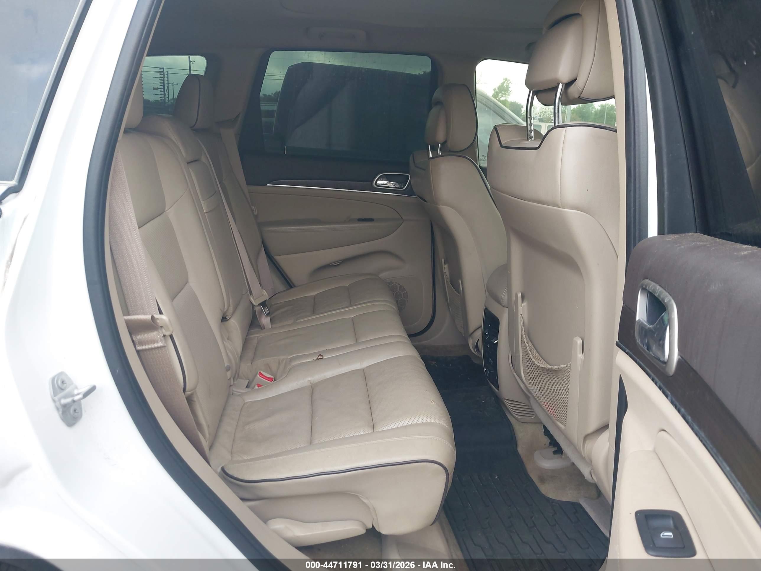 JEEP GRAND image 8